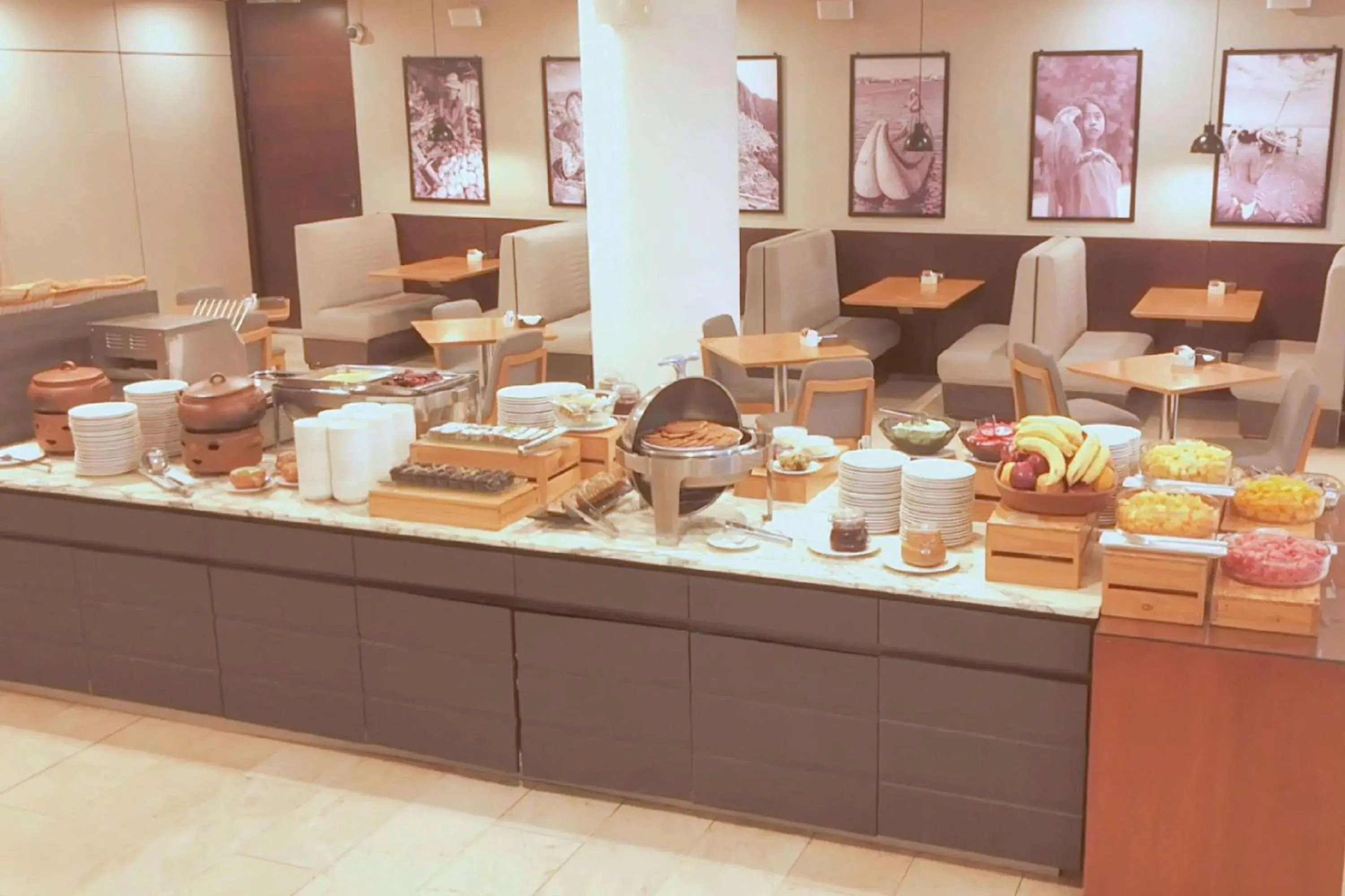 Restaurant/places to eat in Dazzler by Wyndham Buenos Aires Palermo Restaurant/places to eat in Dazzler by Wyndham Buenos Aires Palermo