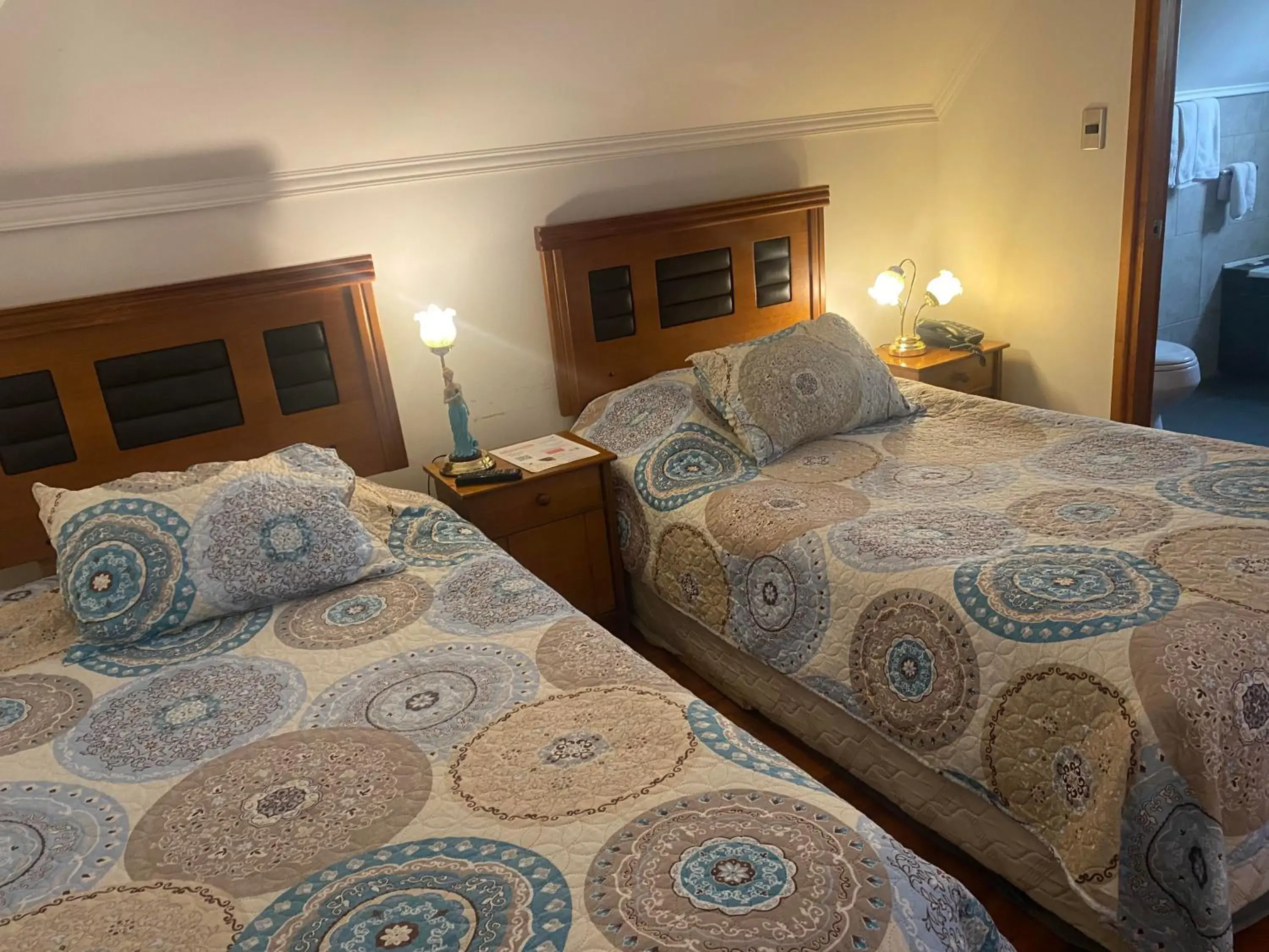 Twin Room in Nubes Hotel Twin Room in Nubes Hotel