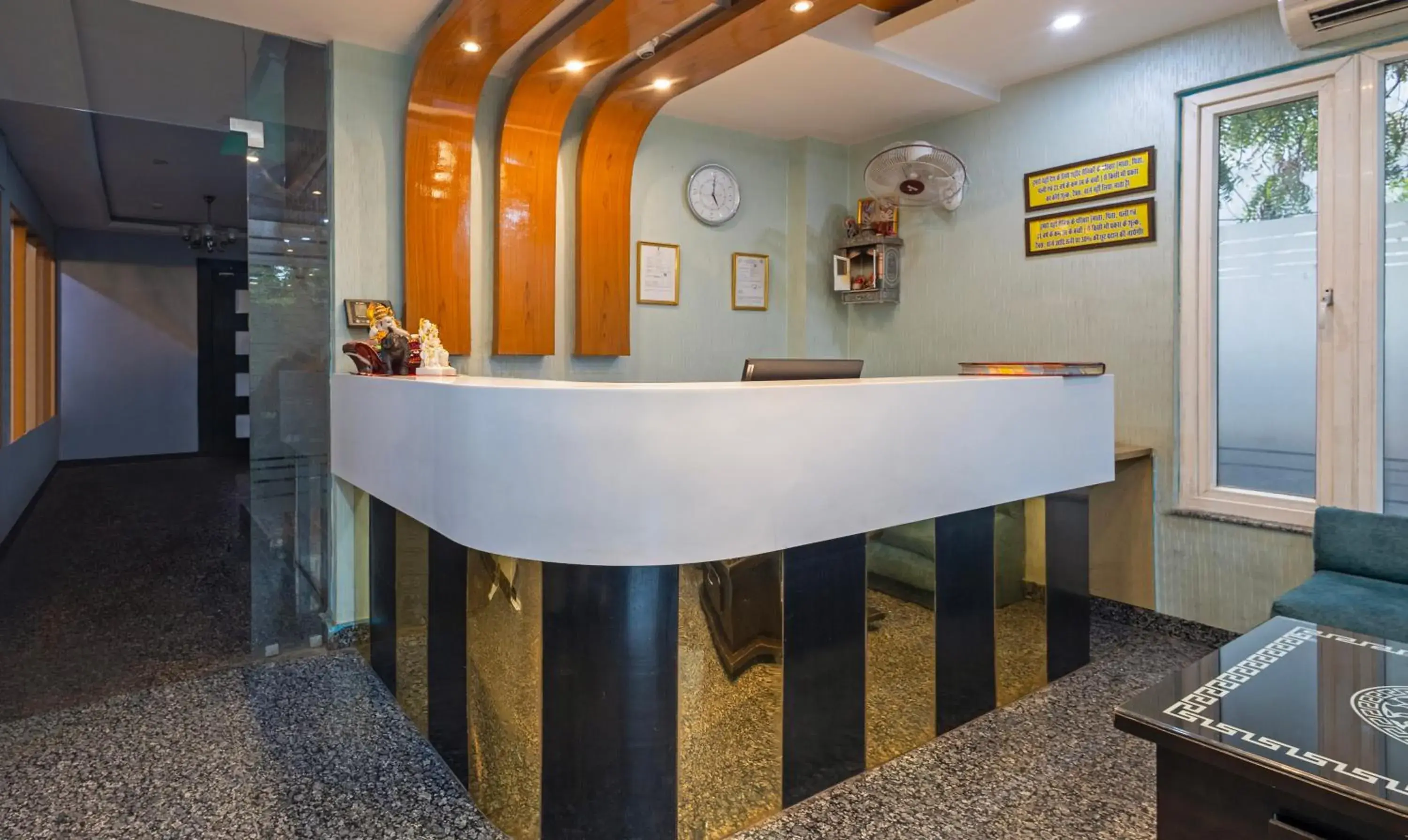 Lobby or reception in Treebo Shakuntalam, Near Lucknow Airport Lobby or reception in Treebo Shakuntalam, Near Lucknow Airport