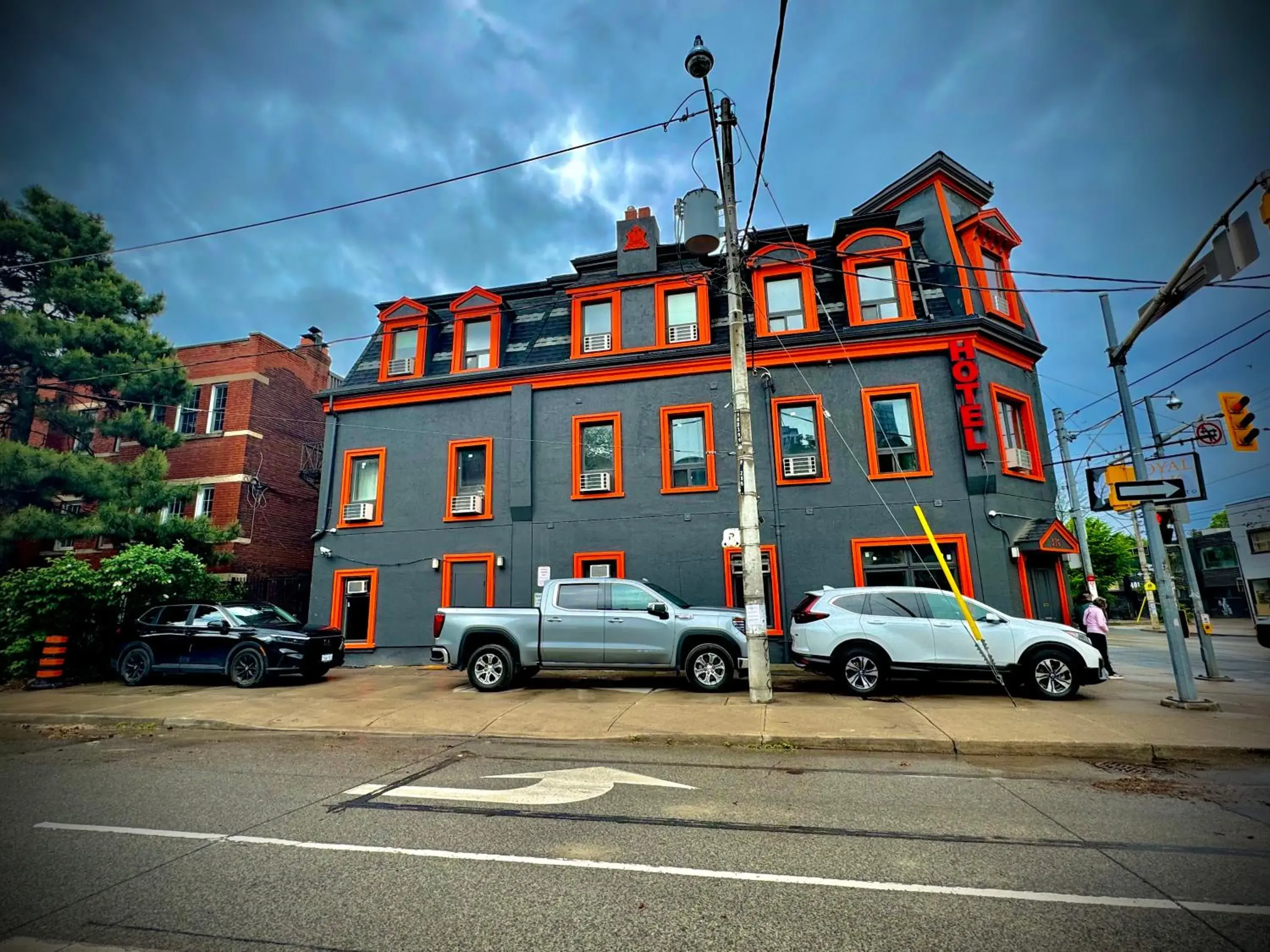 Property building in Royal Oak Inn Property building in Royal Oak Inn