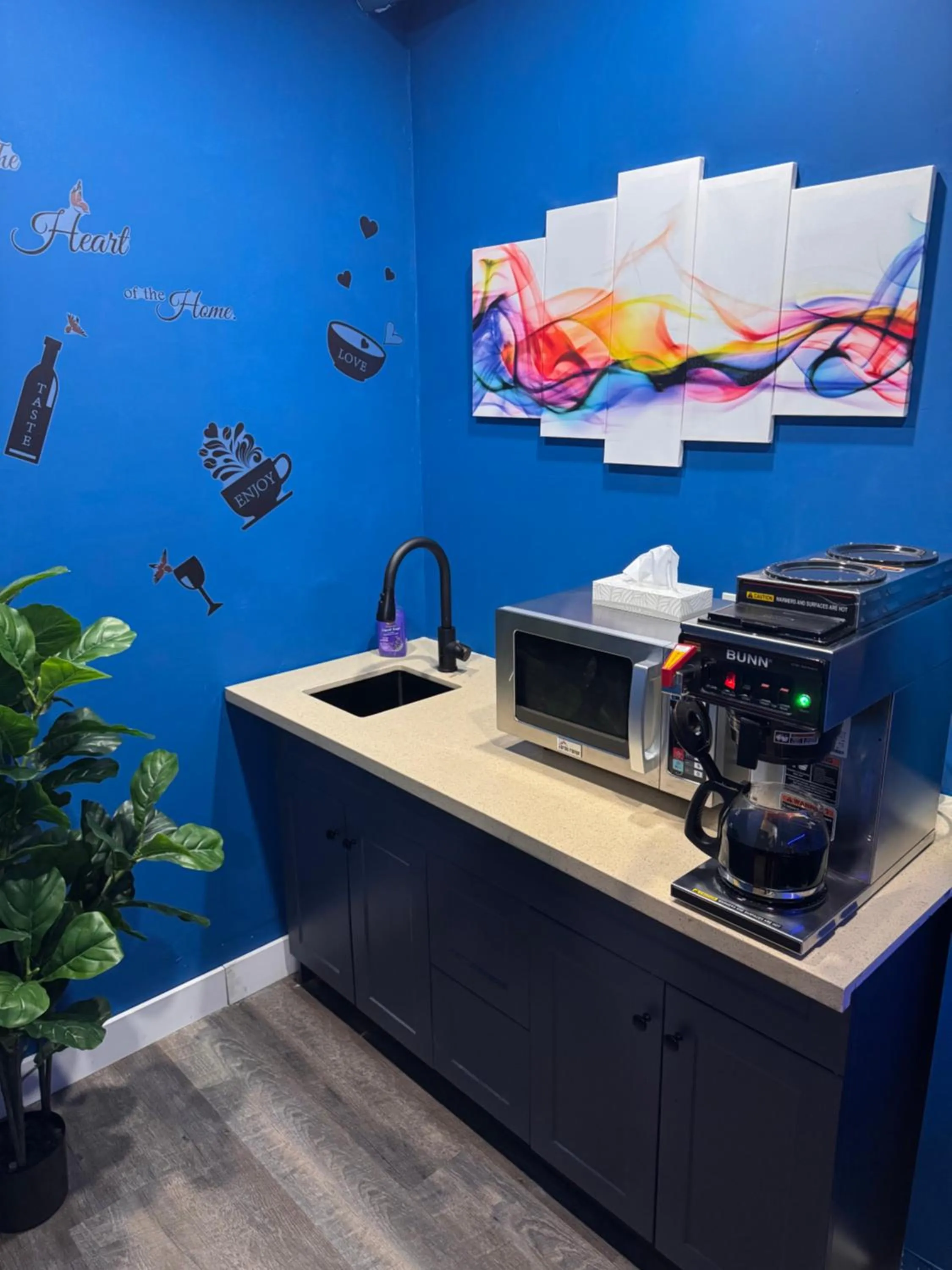 Coffee/tea facilities in Royal Oak Inn