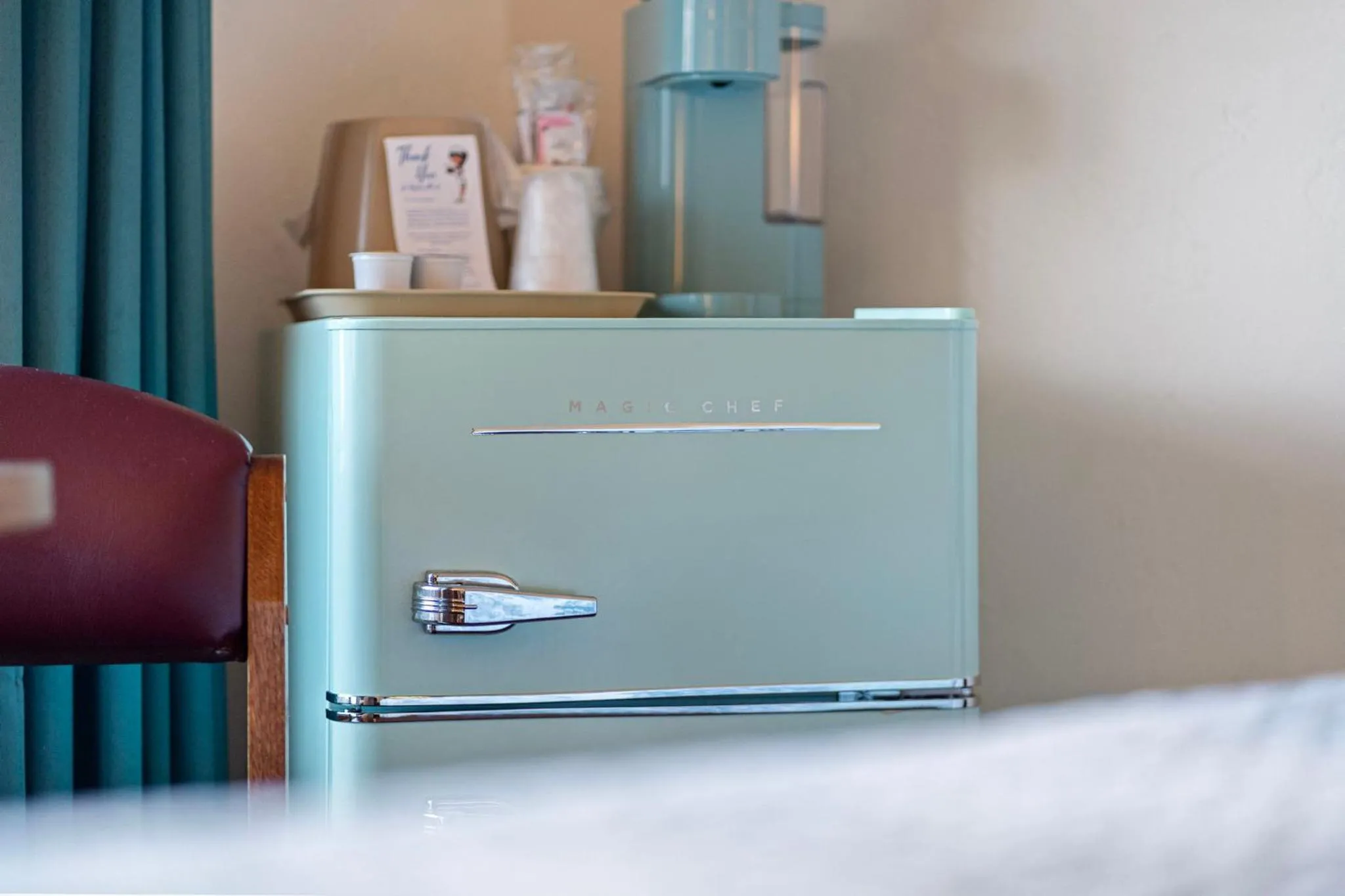 Kitchen or kitchenette in Crescent Beach Motel