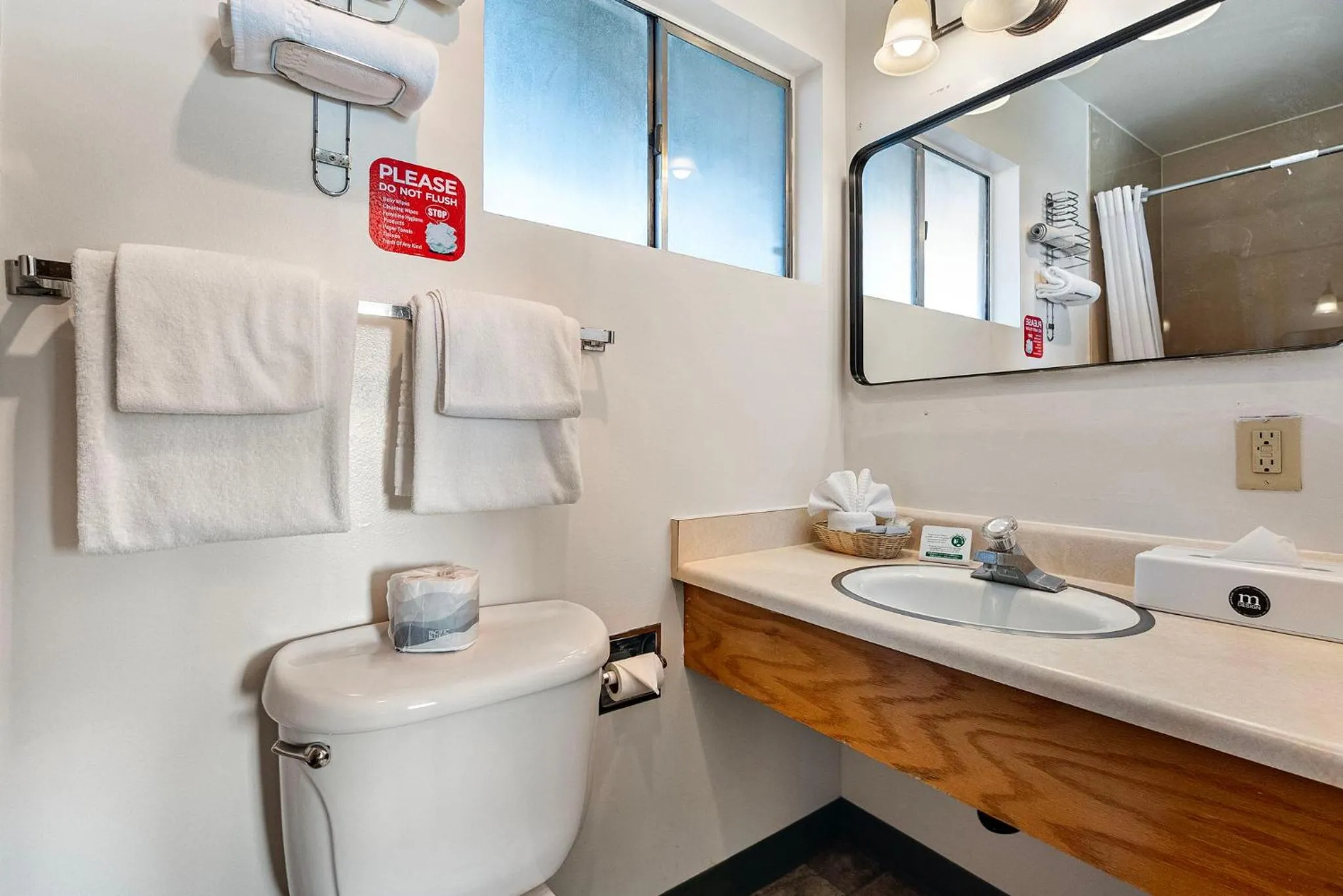 Shower in Crescent Beach Motel