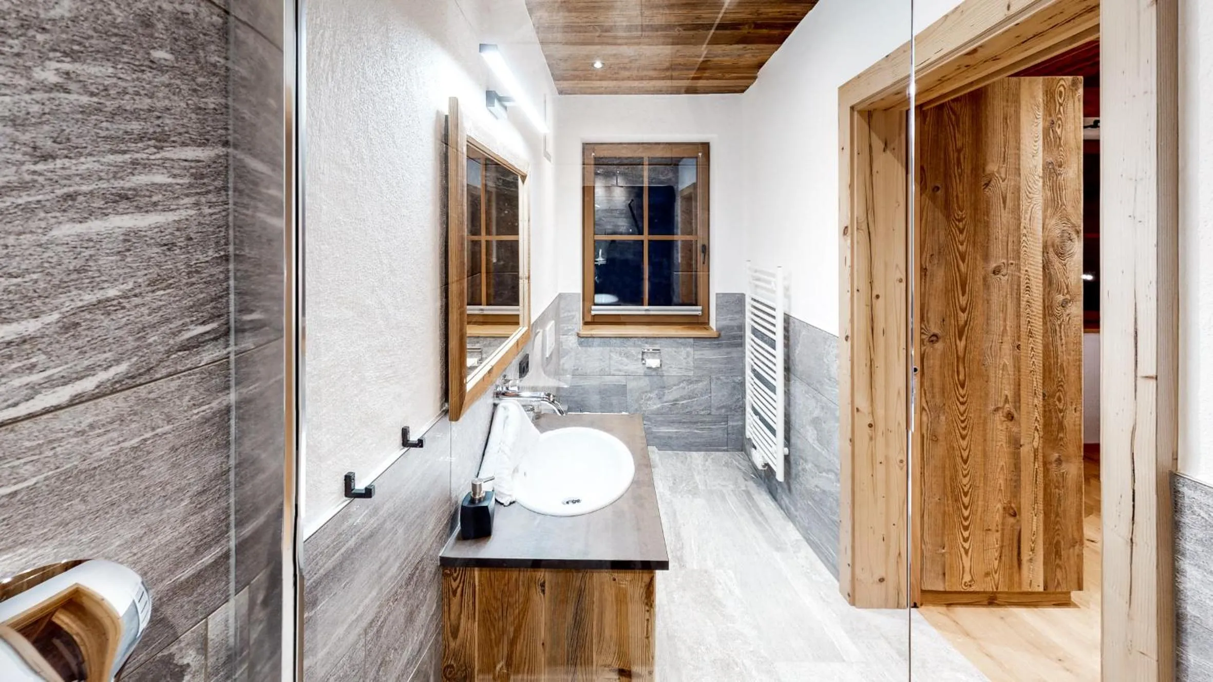 Shower in Stadl Chalet Ischgl
