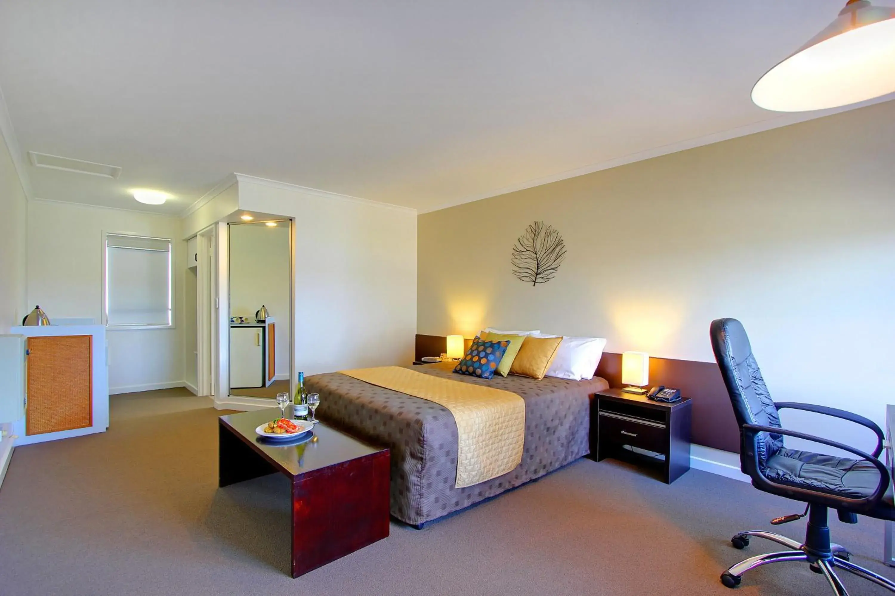 Photo of the whole room, Bed in Comfort Inn The Pier Photo of the whole room, Bed in Comfort Inn The Pier