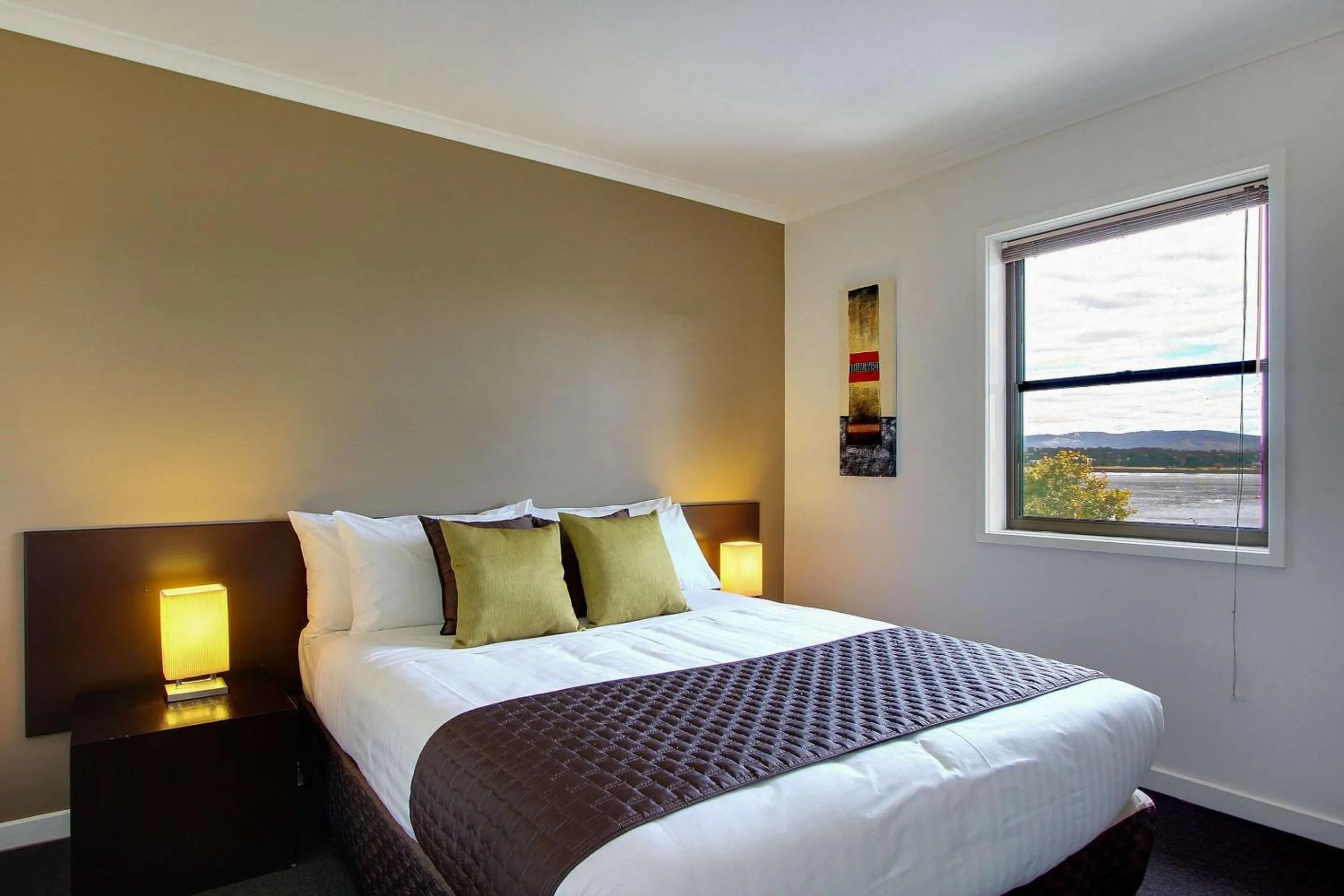 Photo of the whole room, Bed in Comfort Inn The Pier