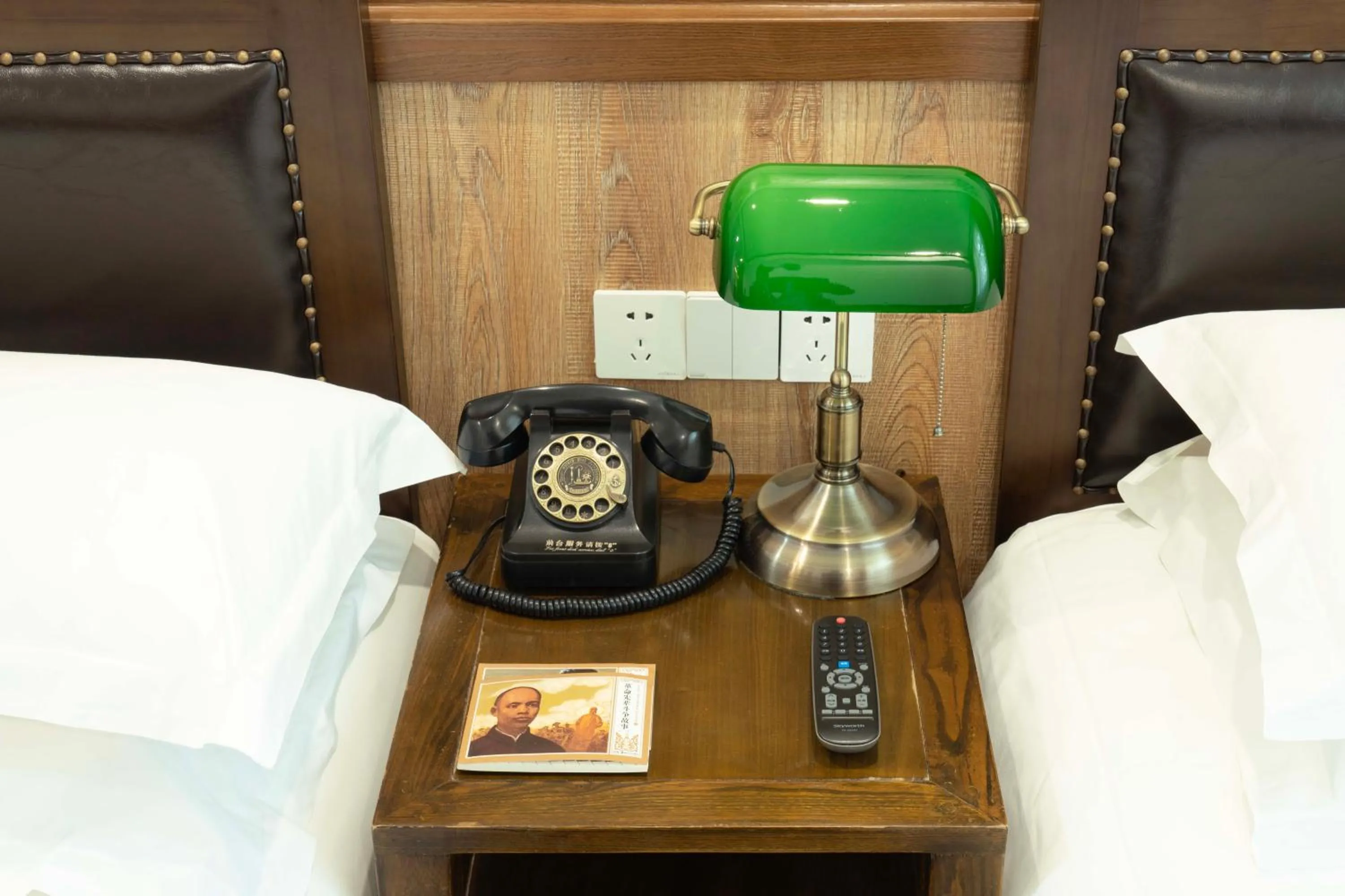 Standard Double or Twin Room in Nost algia Hotel - Near Beijing Yonghe Lama Temple, Ghost Street, Beihai Park, Jingshan Park, Drum Tower, Houhai Bar Street, Tian'anmen Square, Located in Beijing traditional Hutongs, 5 minutes away from Subway, Free laundry Serive