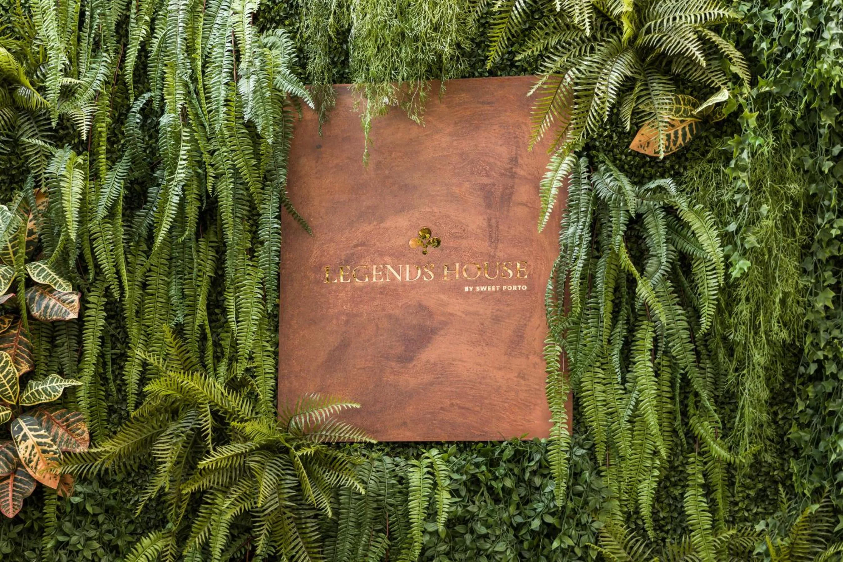 Property logo or sign in Legends House by Sweet Porto