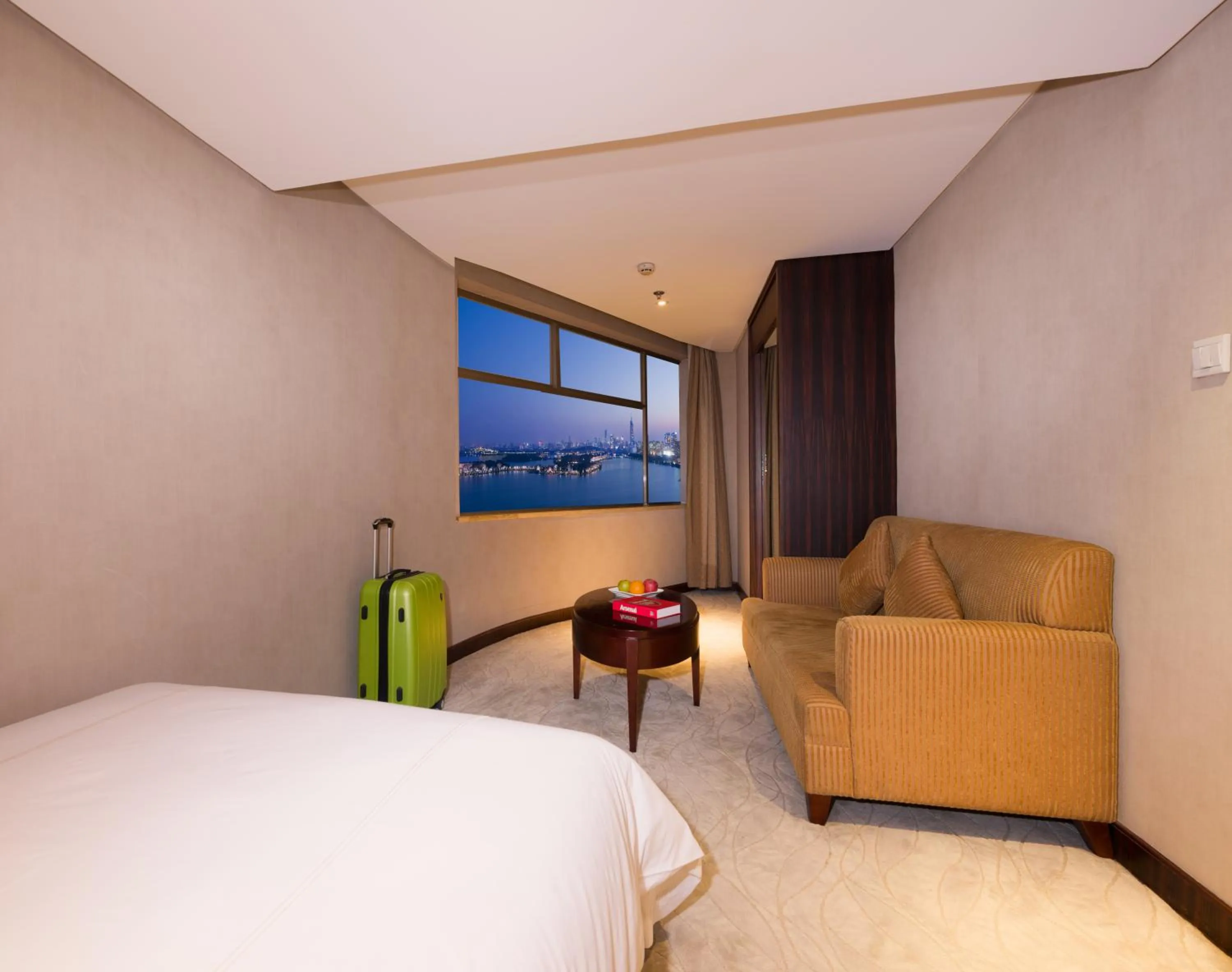 Photo of the whole room, Bed in Shu Guang International Hotel