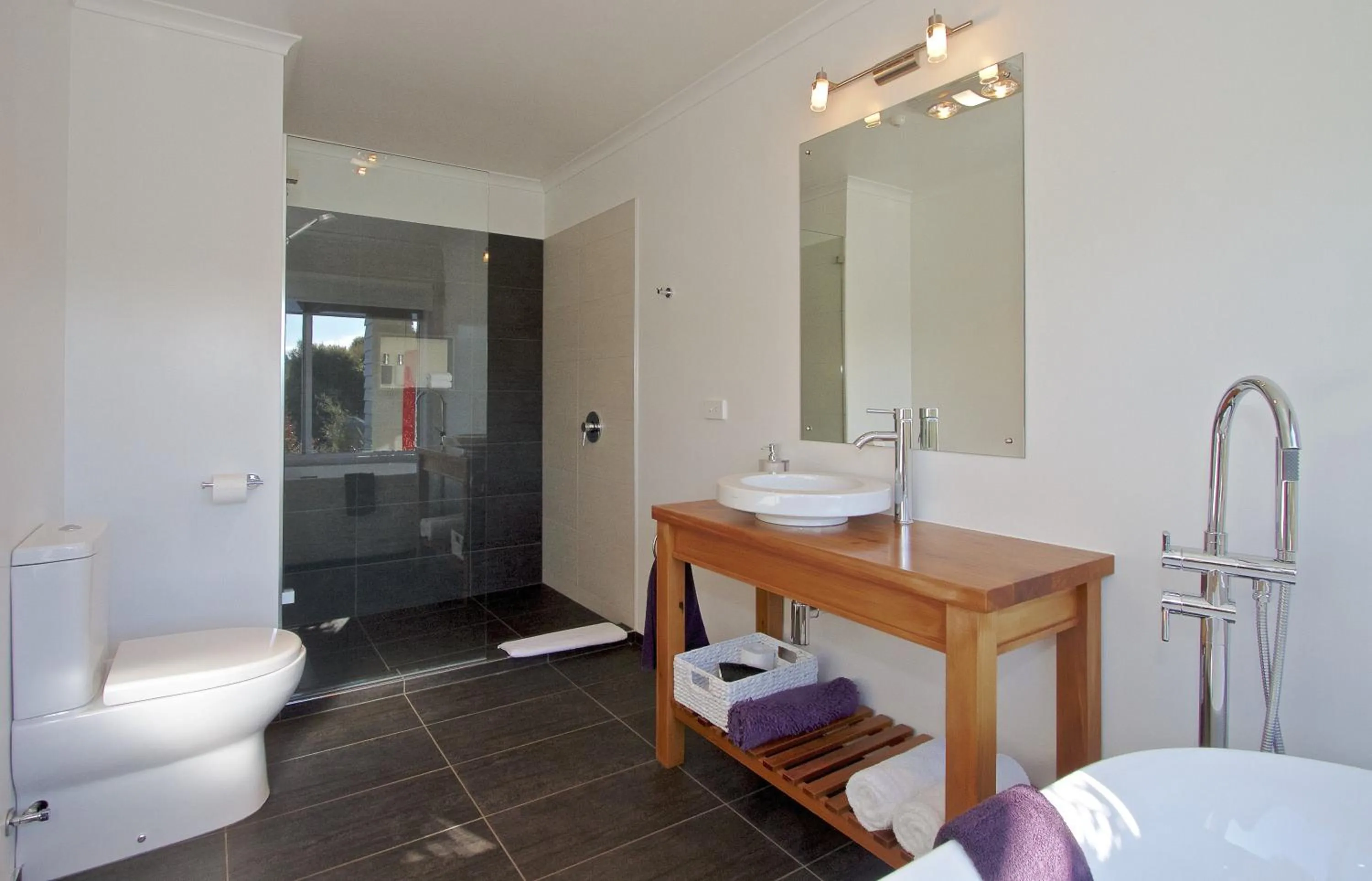 Shower in Tongariro Suites