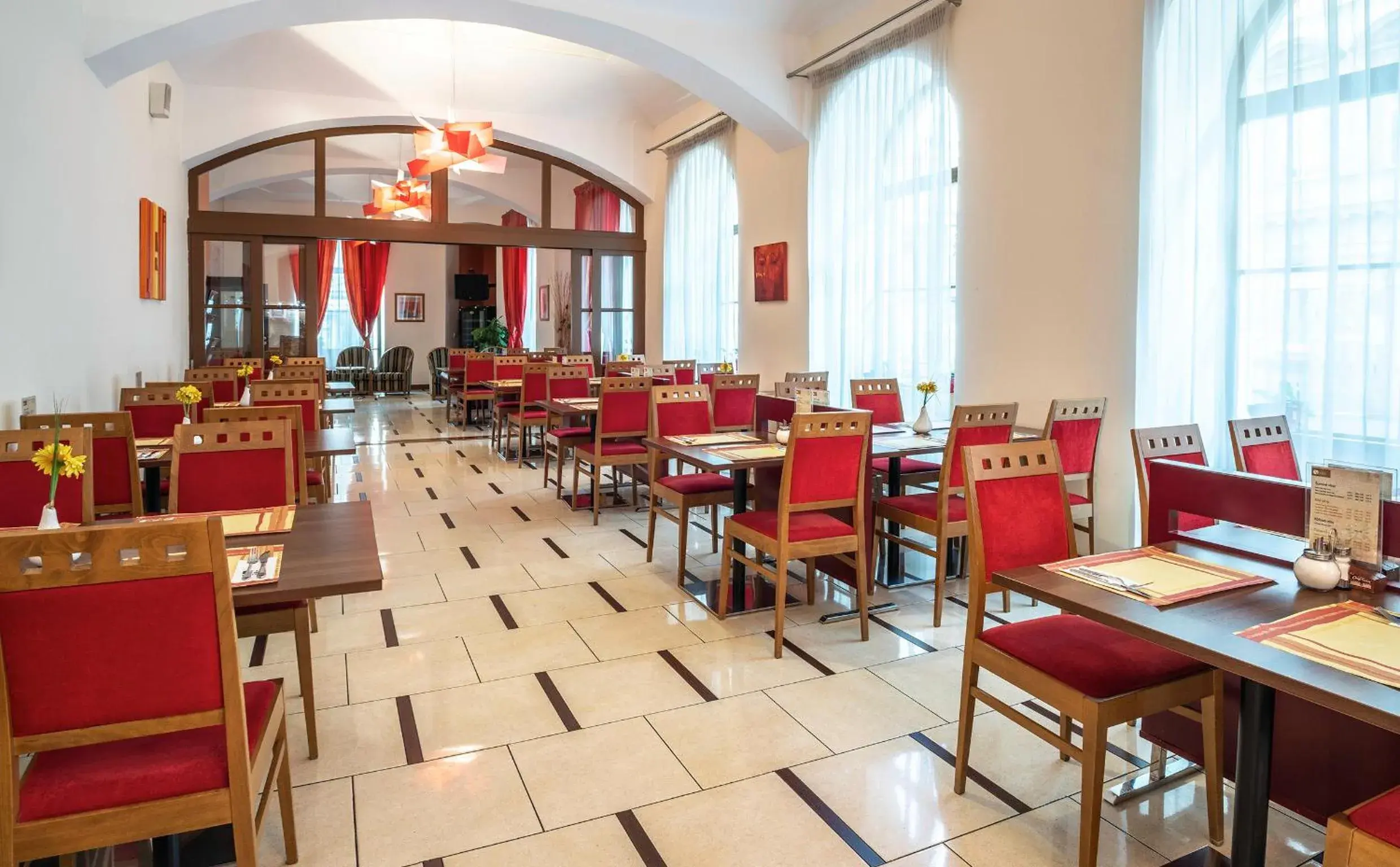 Restaurant/places to eat in EA Hotel Sonata Restaurant/places to eat in EA Hotel Sonata