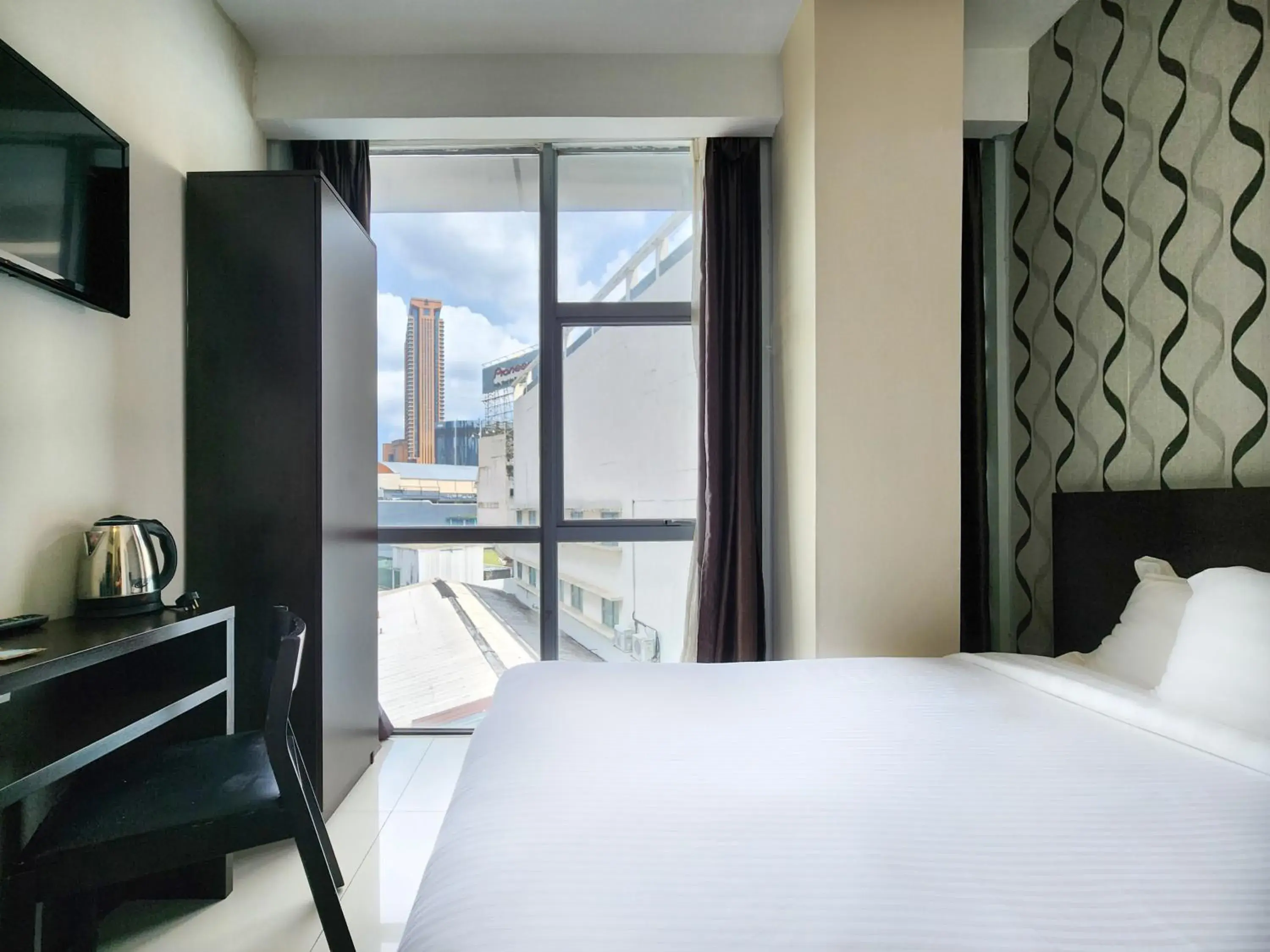 Superior Queen Room, View in Izumi Hotel Bukit Bintang Kuala Lumpur Superior Queen Room, View in Izumi Hotel Bukit Bintang Kuala Lumpur