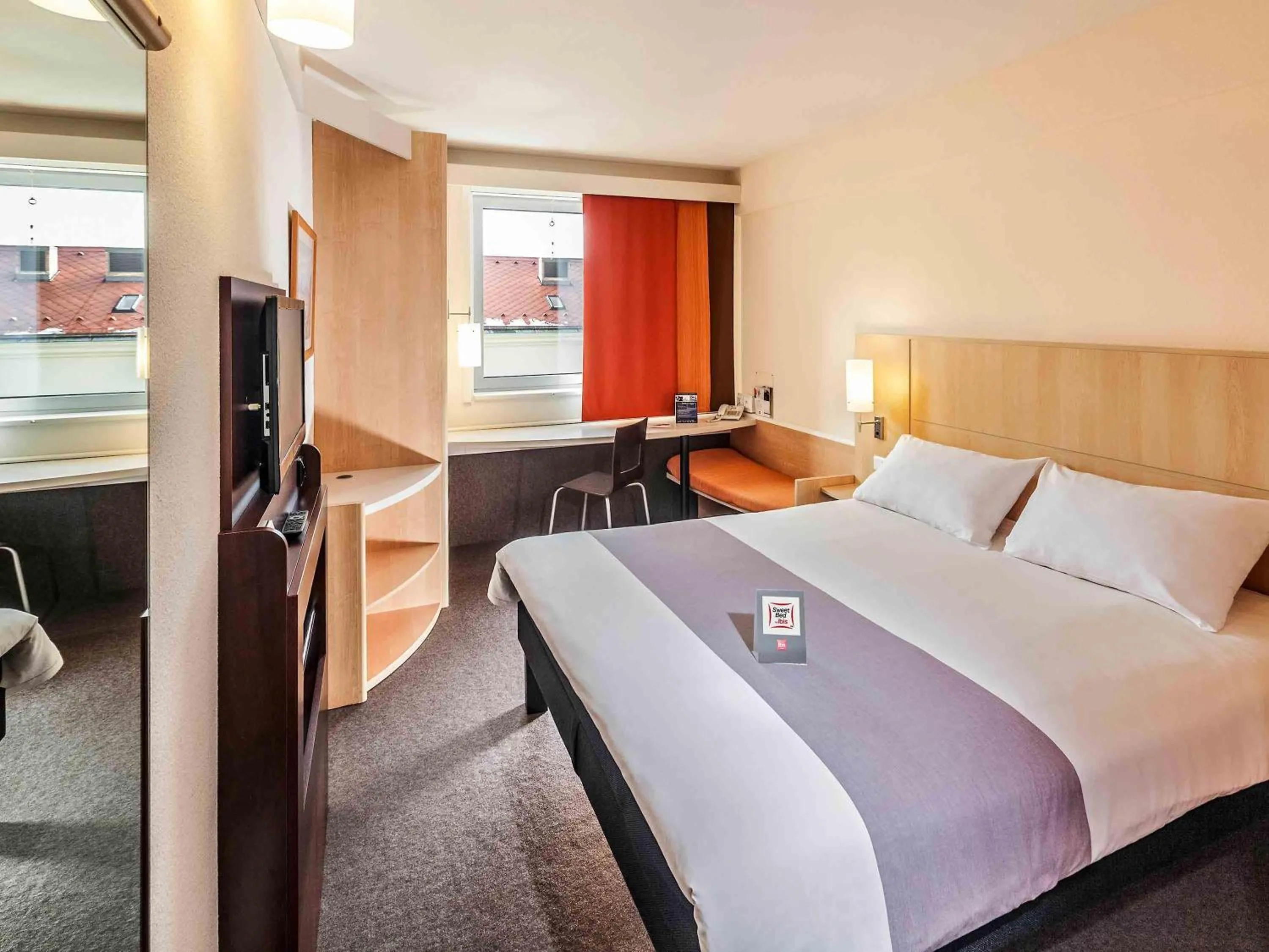 Bedroom, Bed in Ibis Praha Old Town