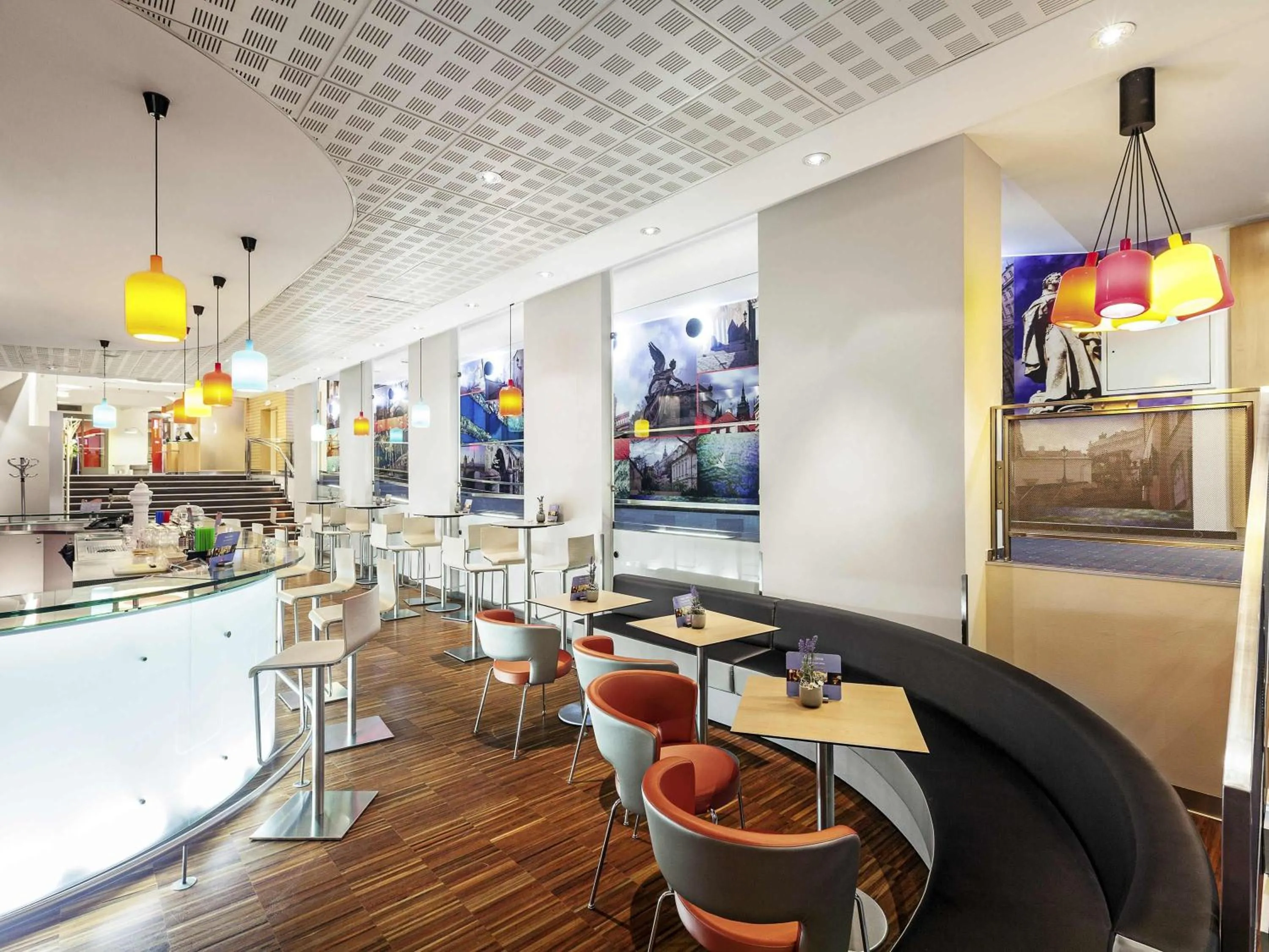Lounge or bar in Ibis Praha Old Town