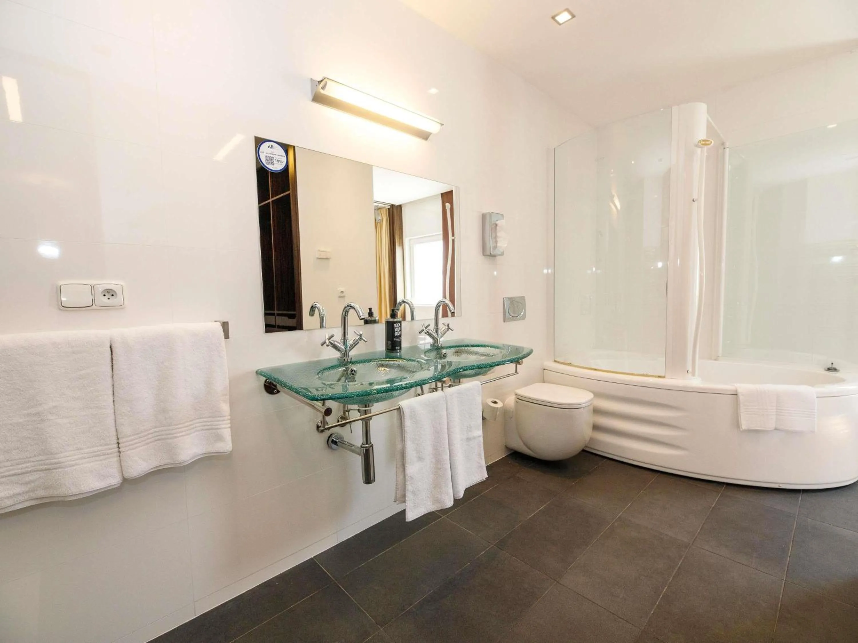 Bedroom in Ibis Praha Old Town