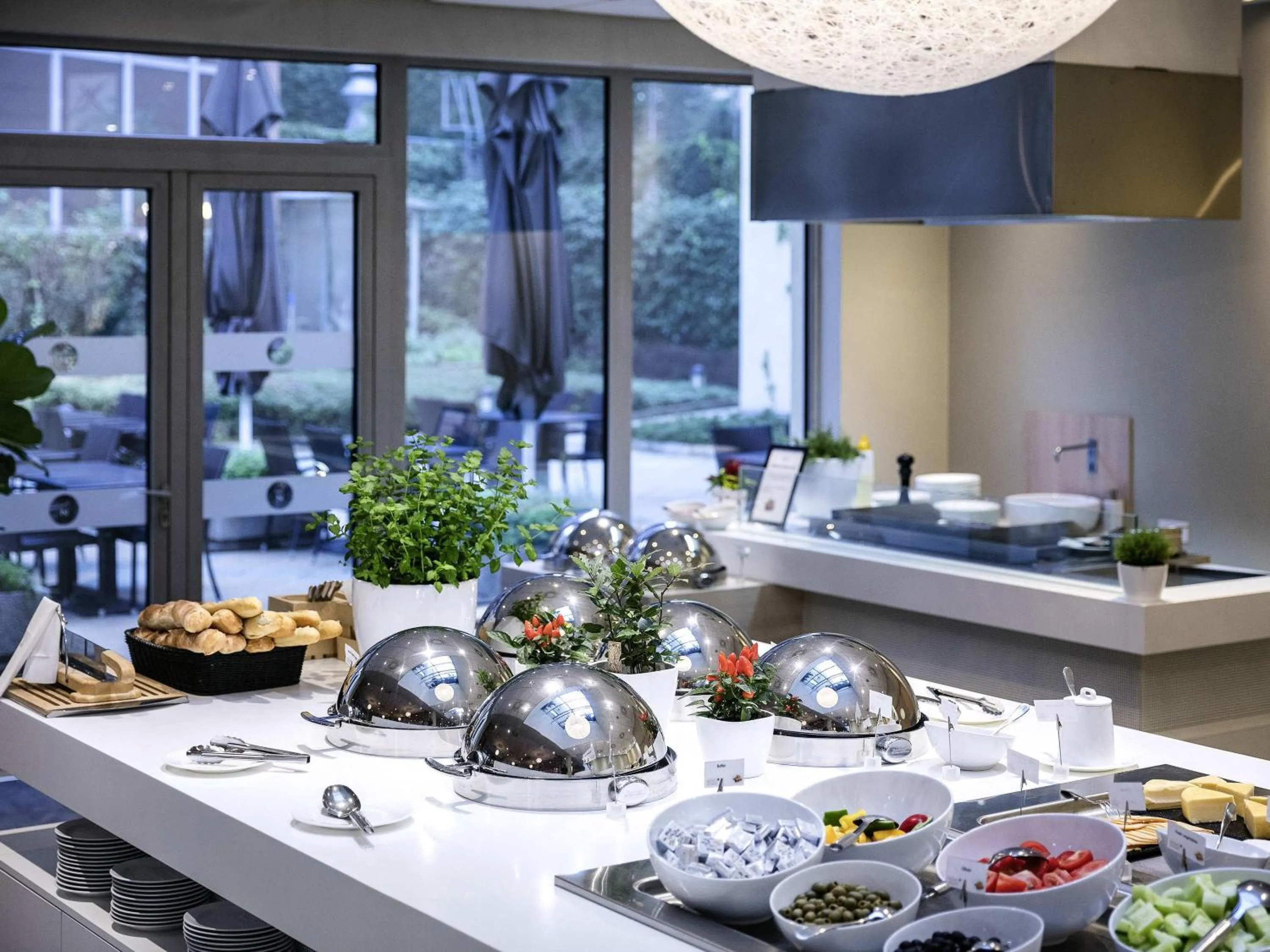 Restaurant/places to eat in Novotel Praha Wenceslas Square