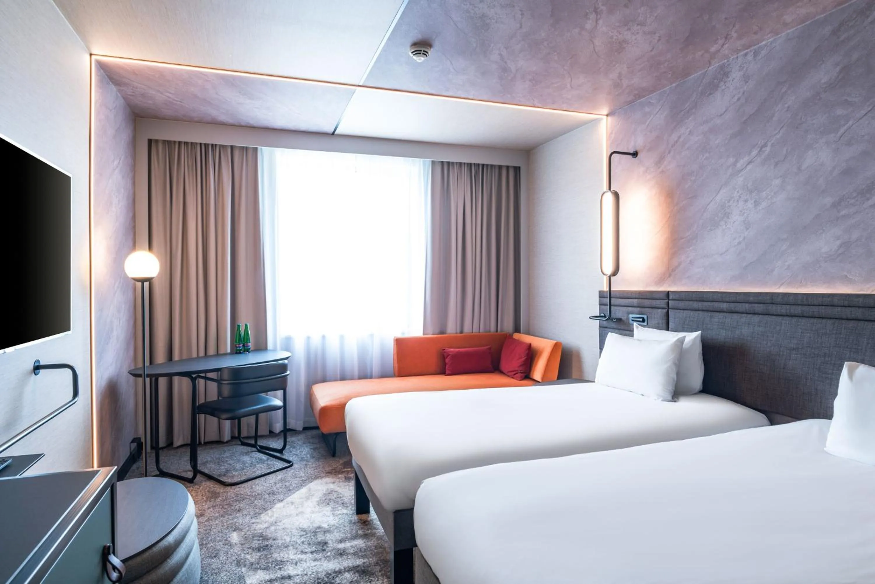 Seating area, Bed in Novotel Praha Wenceslas Square