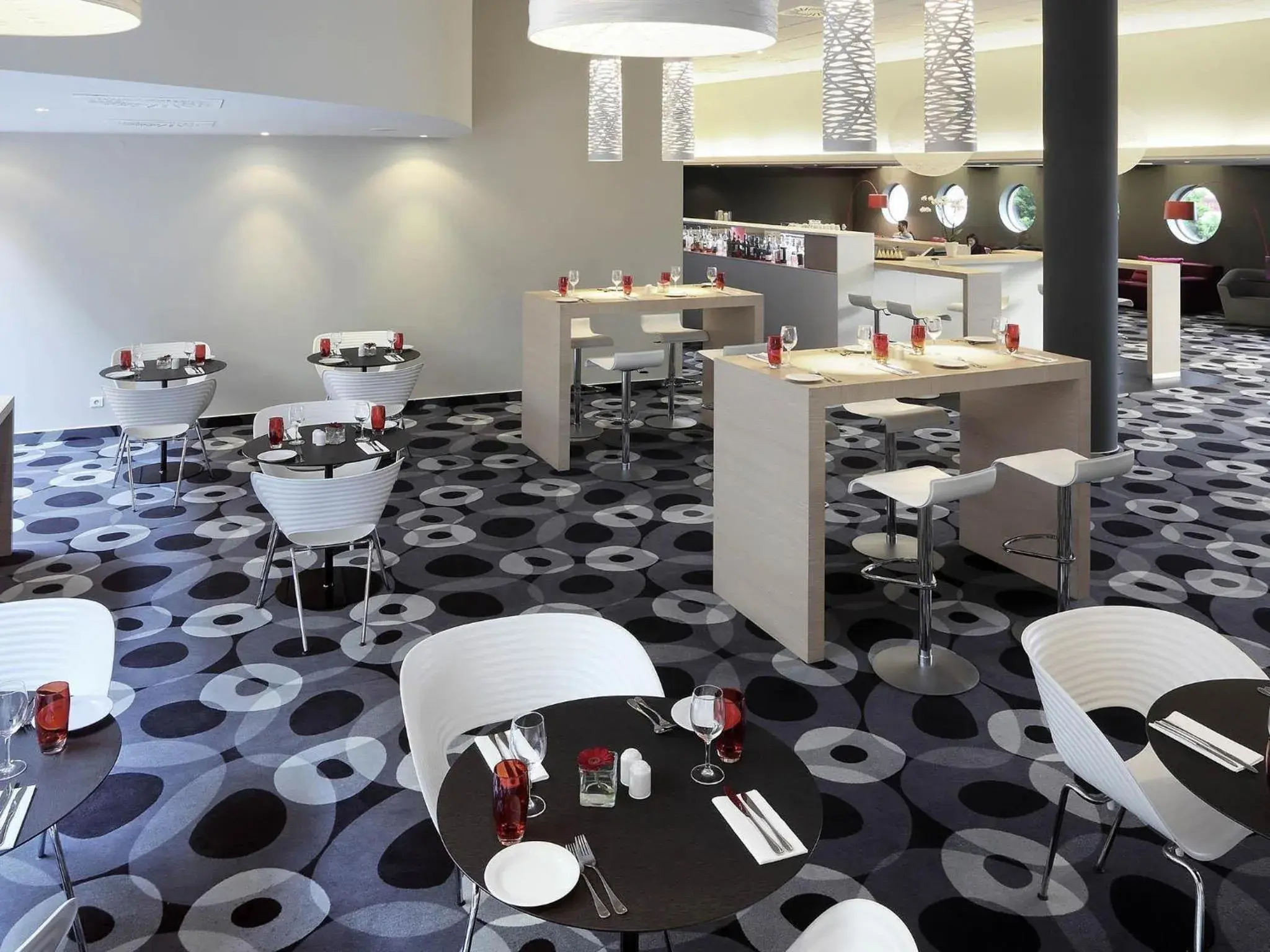 Restaurant/places to eat in Novotel Praha Wenceslas Square Restaurant/places to eat in Novotel Praha Wenceslas Square