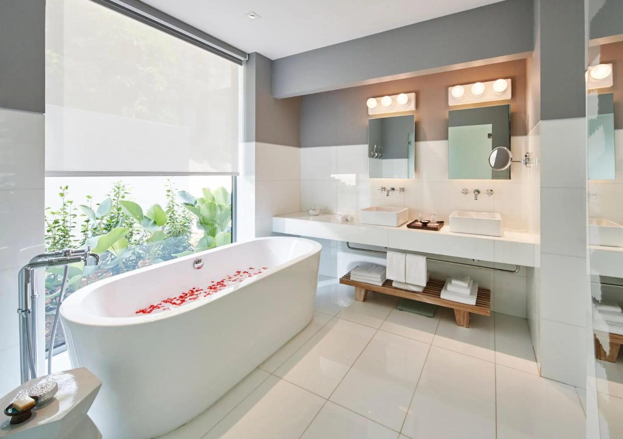 Photo of the whole room in COMO Point Yamu, Phuket