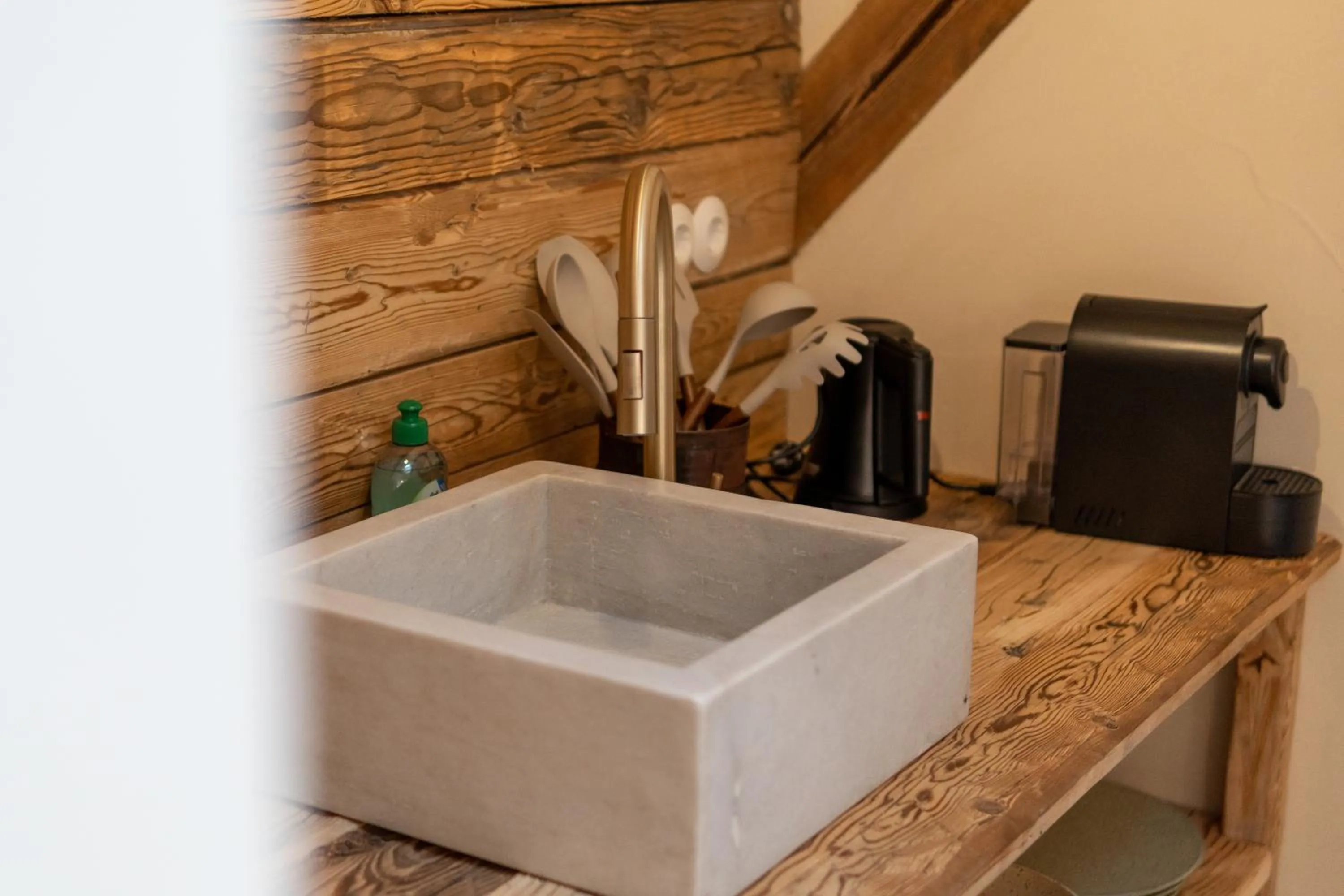 Kitchen or kitchenette in Gut Leben Landresort