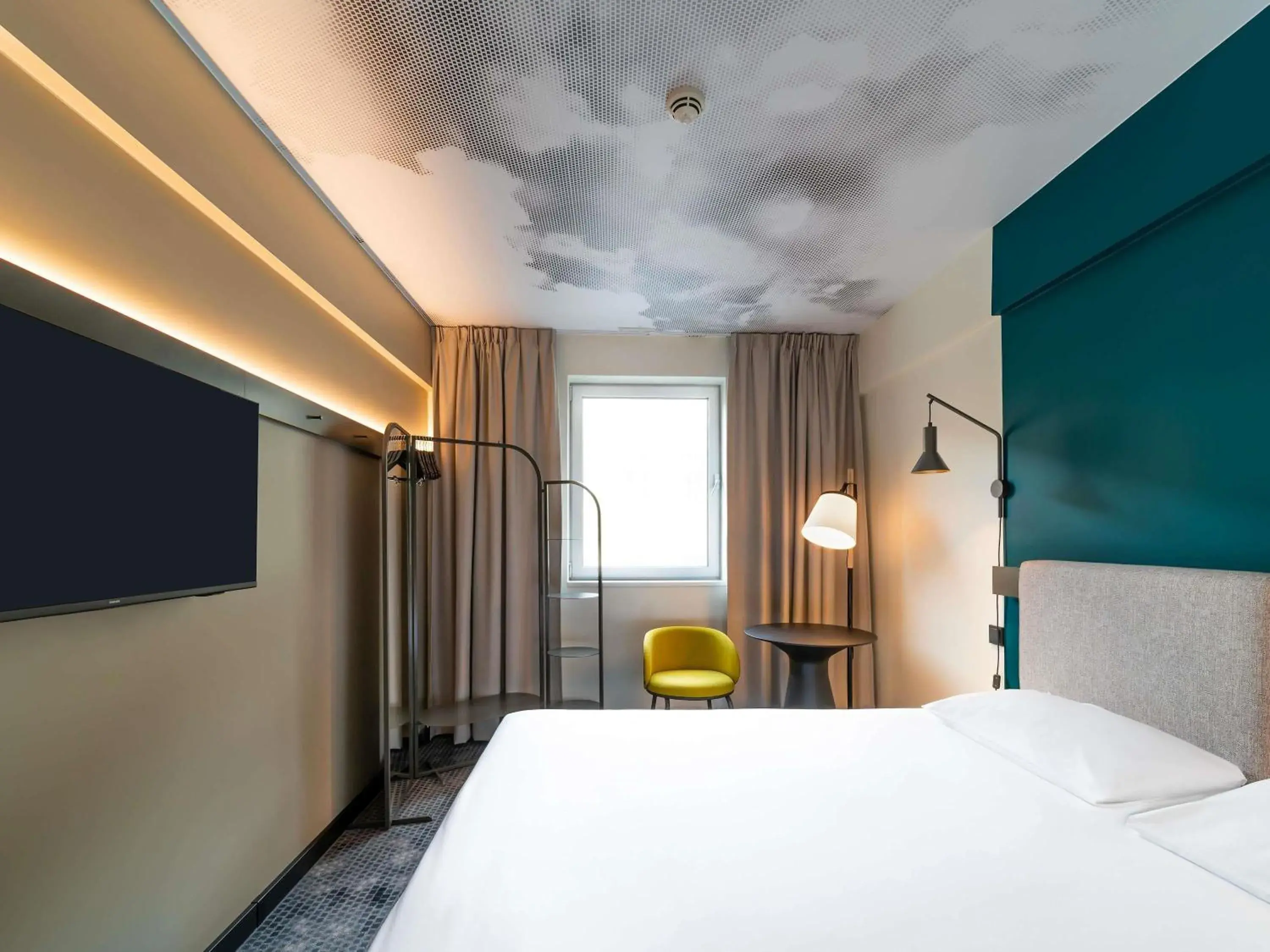 Bedroom, Bed in Ibis Praha Wenceslas Square Bedroom, Bed in Ibis Praha Wenceslas Square