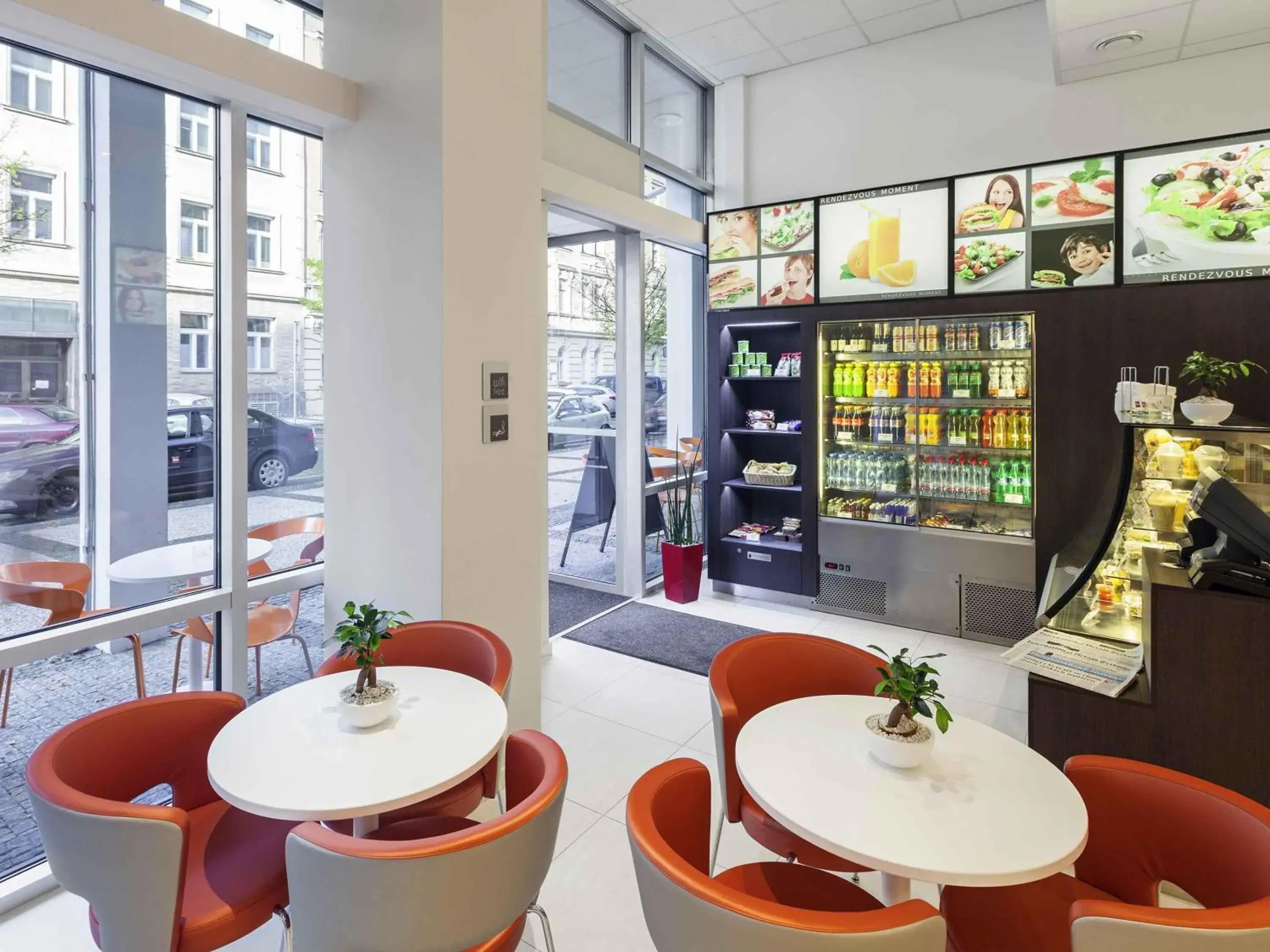 Lounge or bar in Ibis Praha Wenceslas Square Lounge or bar in Ibis Praha Wenceslas Square