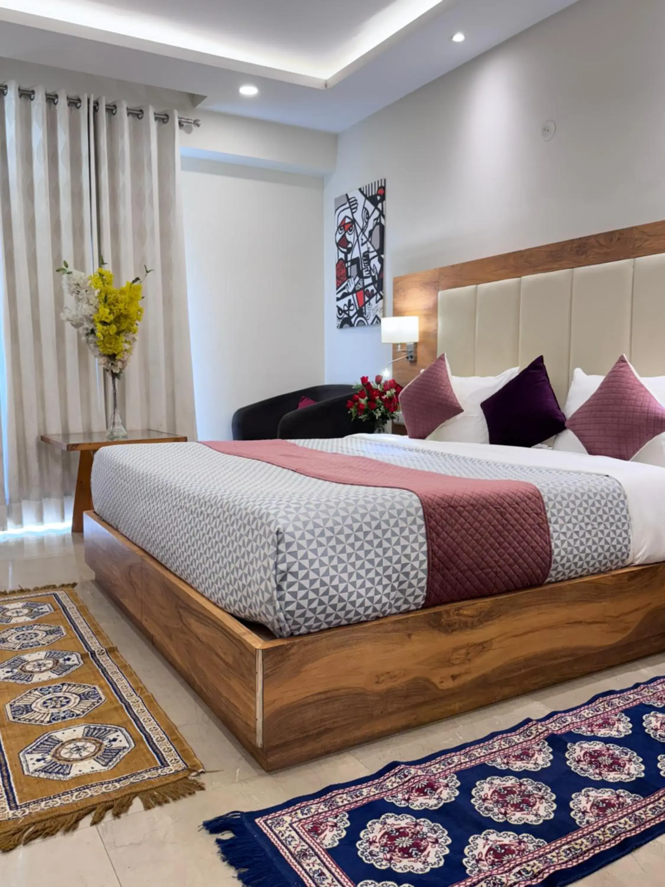 Bed in Hotel Golf View Suites-Golf Course Road Gurgaon Bed in Hotel Golf View Suites-Golf Course Road Gurgaon