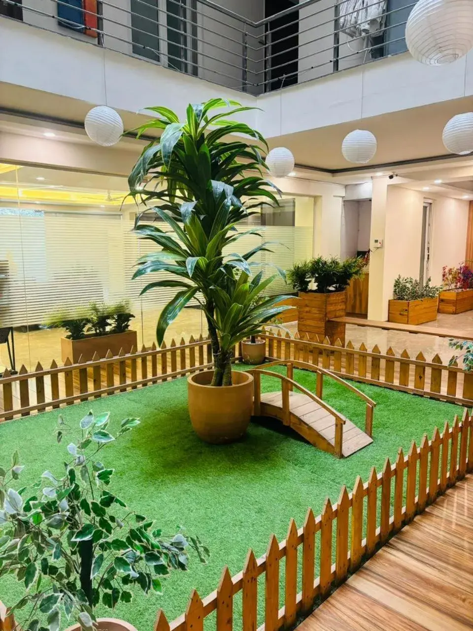 Garden in Hotel Golf View Suites-Golf Course Road Gurgaon Garden in Hotel Golf View Suites-Golf Course Road Gurgaon