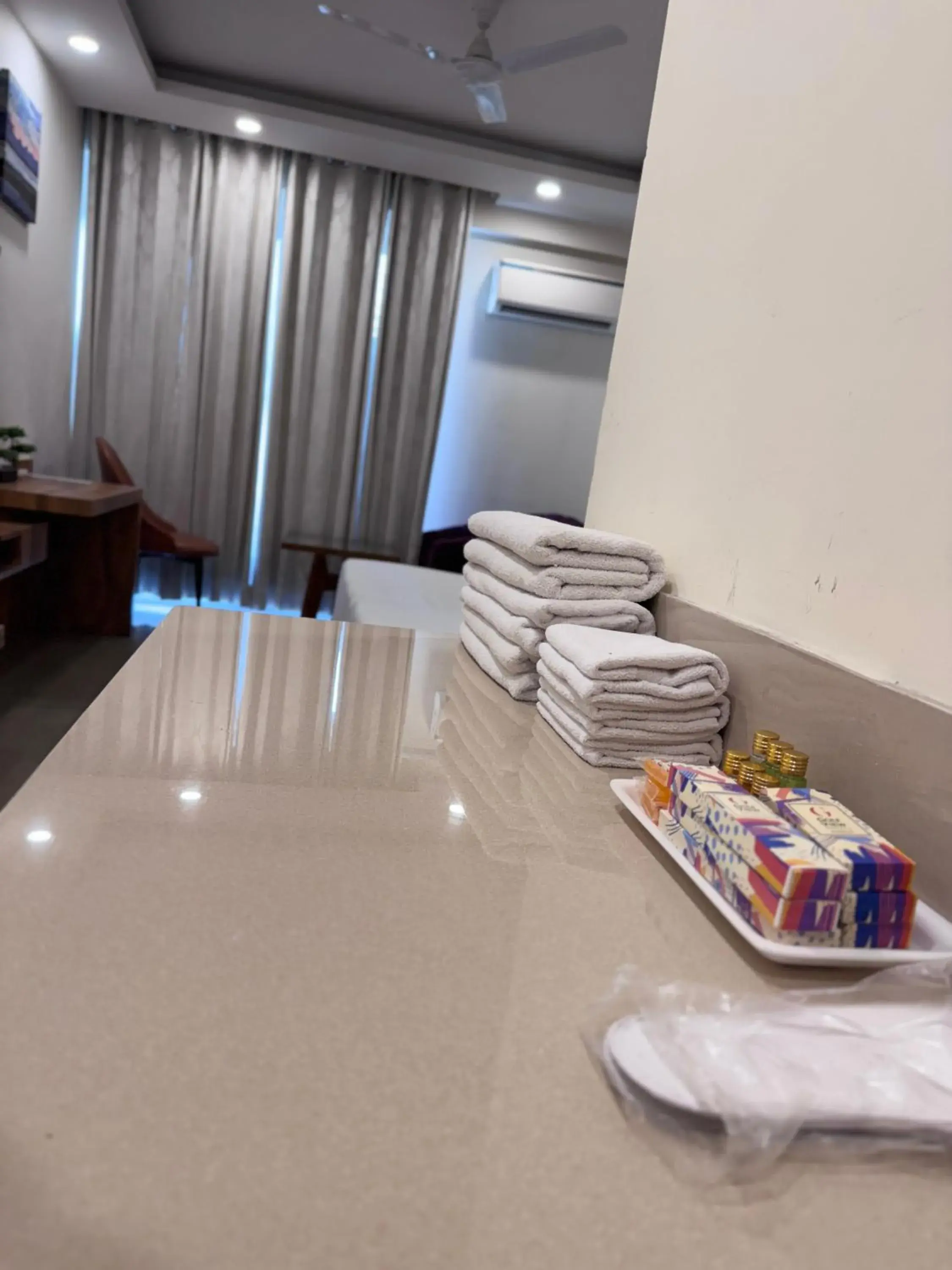 towels in Hotel Golf View Suites-Golf Course Road Gurgaon towels in Hotel Golf View Suites-Golf Course Road Gurgaon