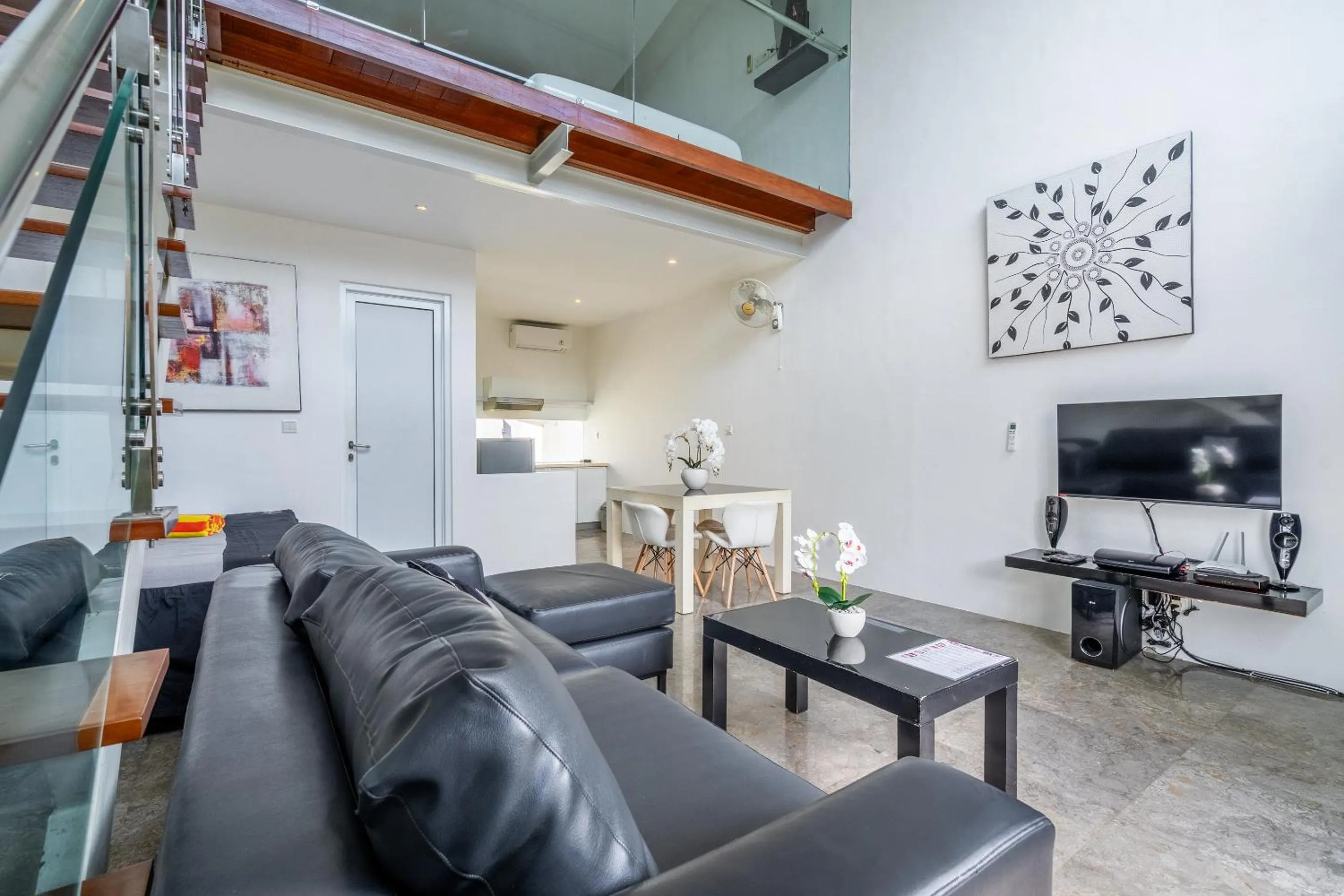 TV and multimedia in Bali Yarra Villas - Seminyak