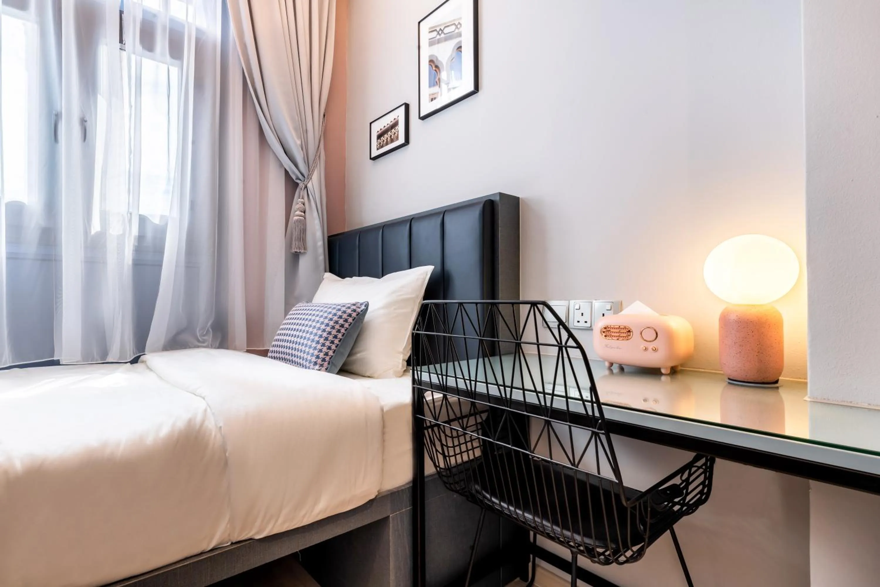 Bed in Heritage Collection on Arab - Mobile App Check-In