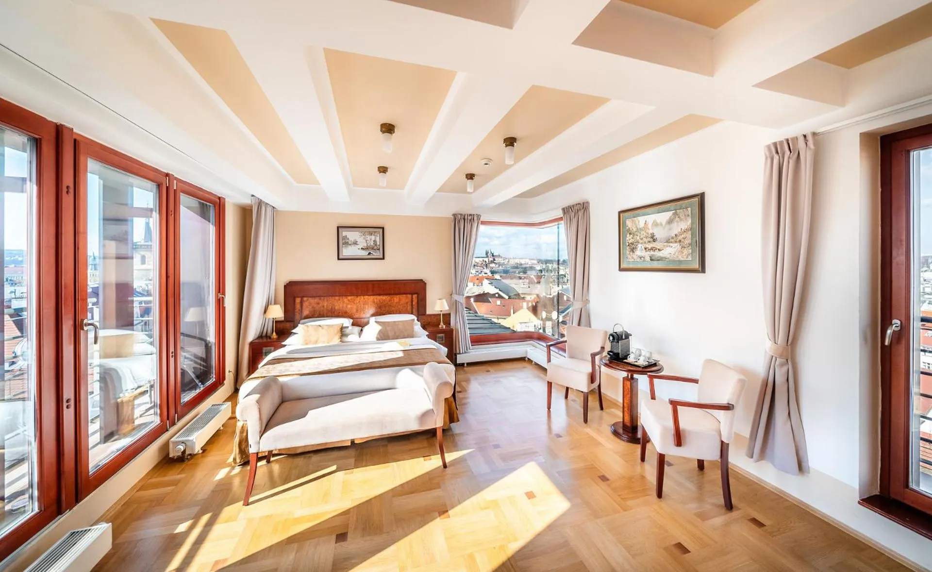 Photo of the whole room, Bed in Majestic Plaza Hotel Prague