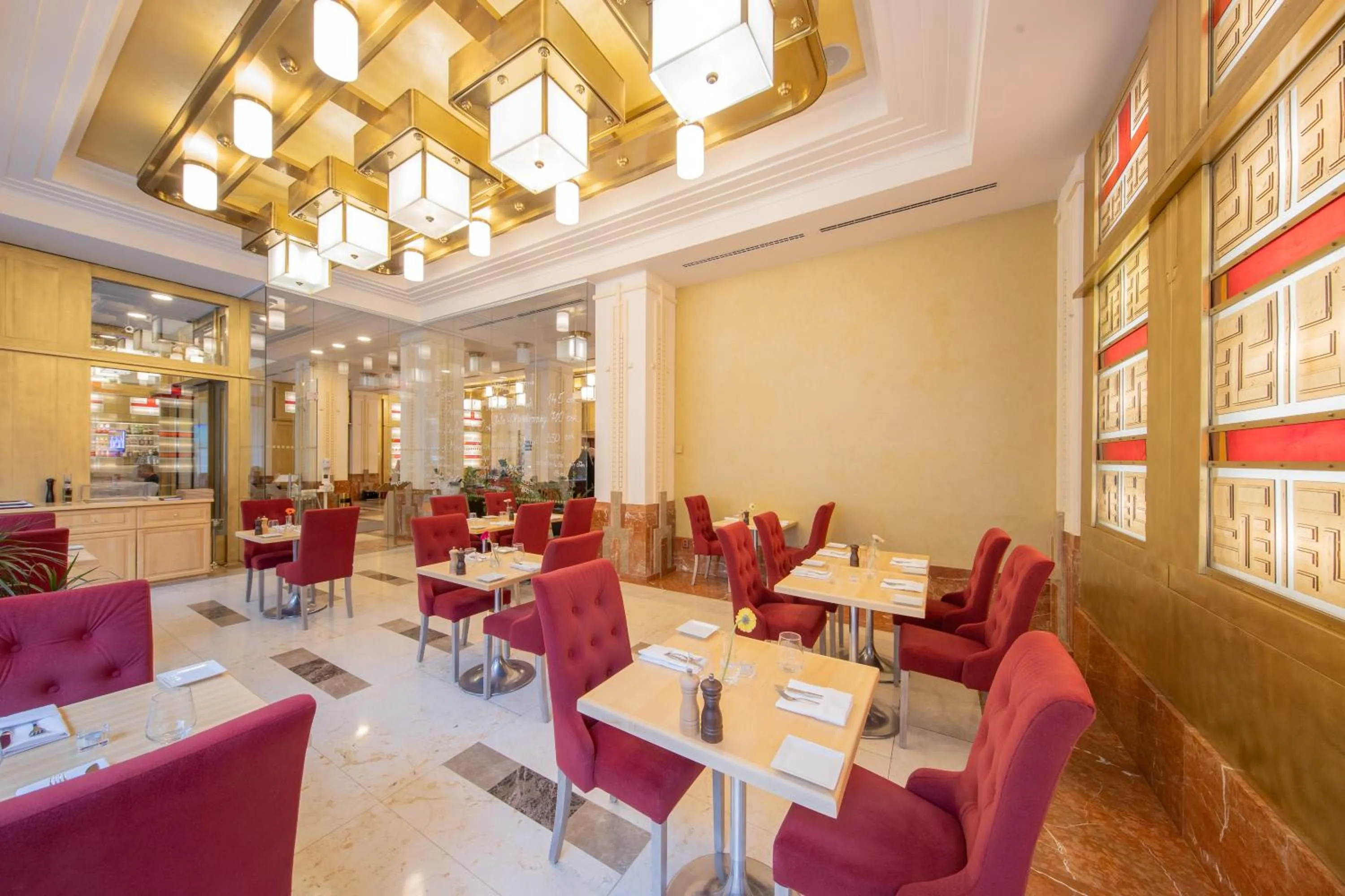 Restaurant/places to eat in Majestic Plaza Hotel Prague