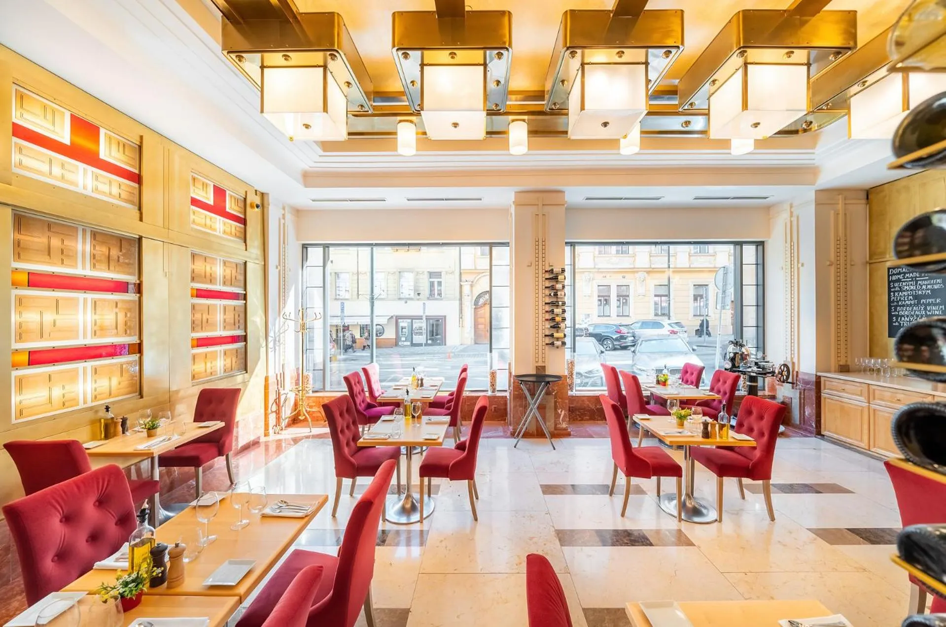 Restaurant/places to eat in Majestic Plaza Hotel Prague