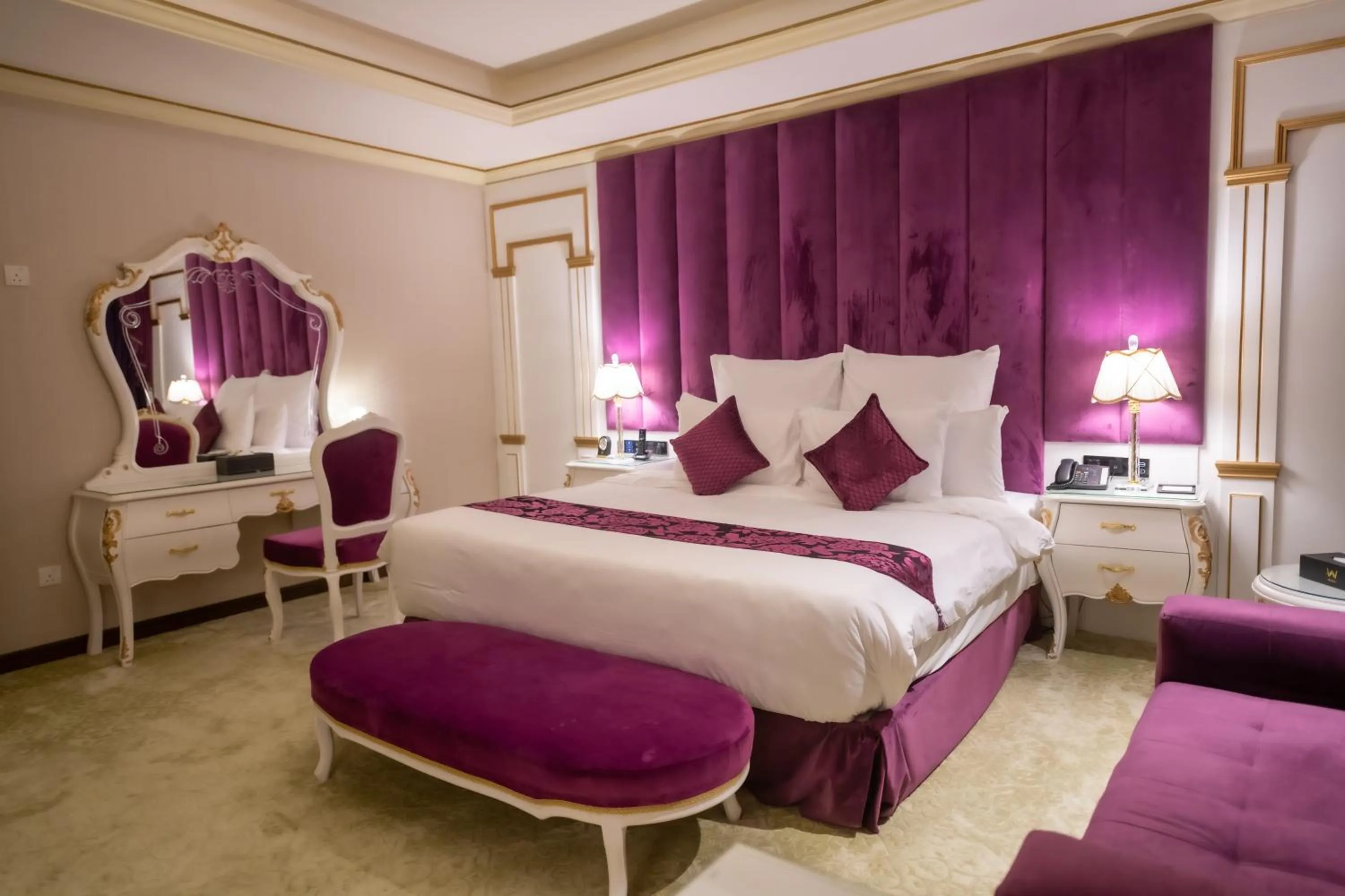 Bedroom, Bed in WA Hotel