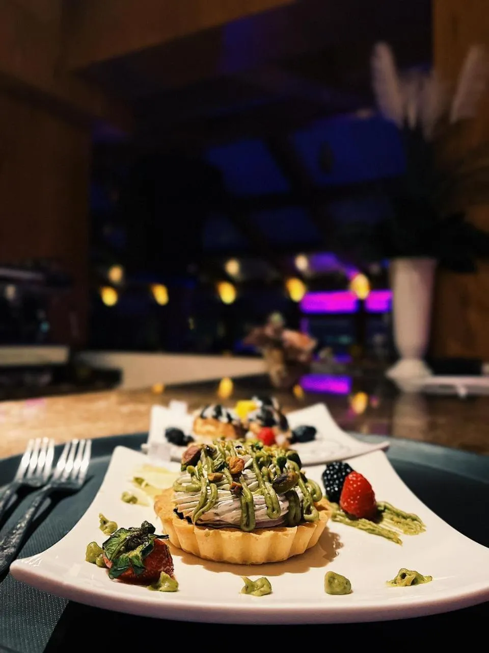 Food and drinks in WA Hotel