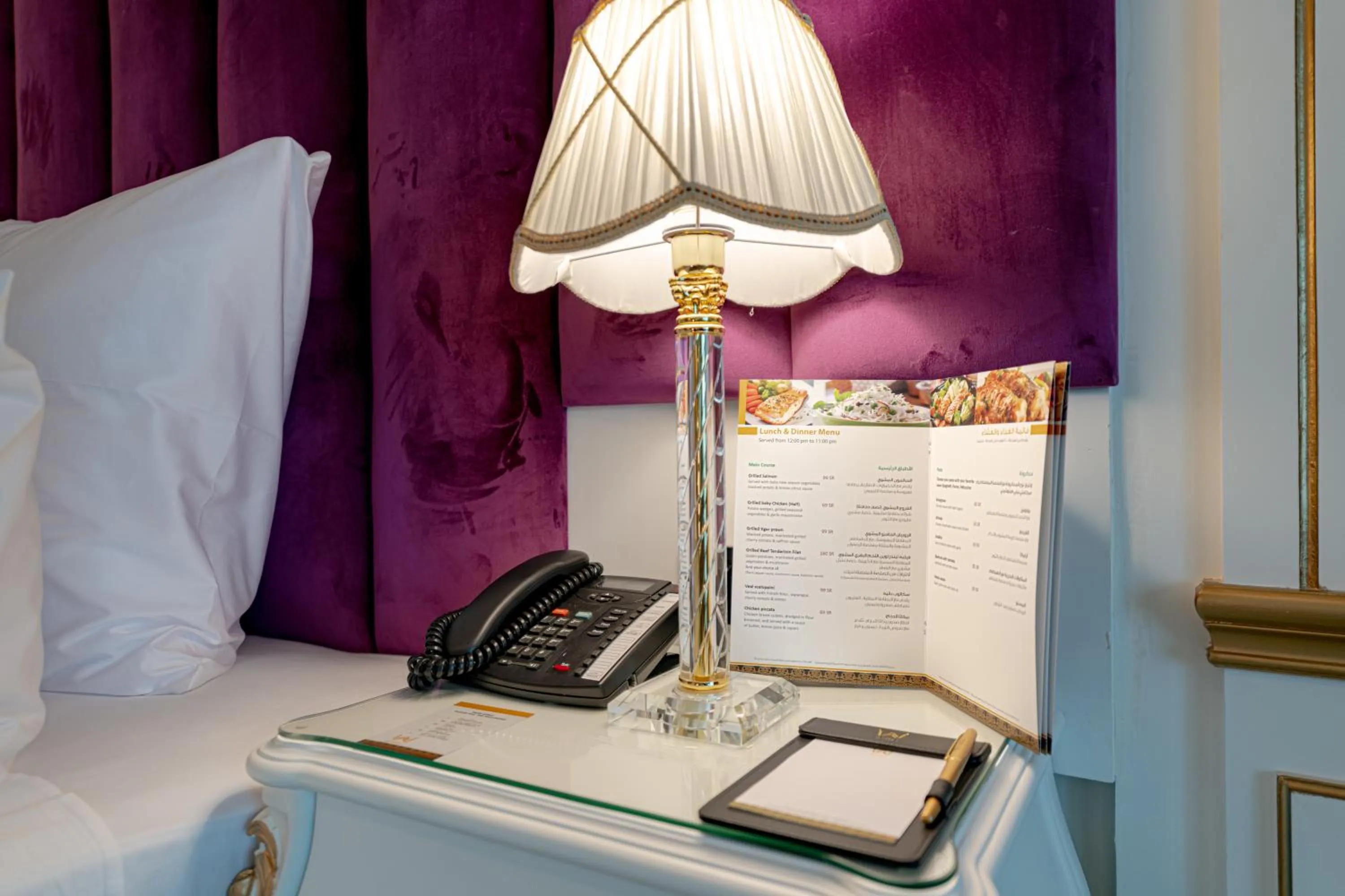 Bedroom, Bed in WA Hotel