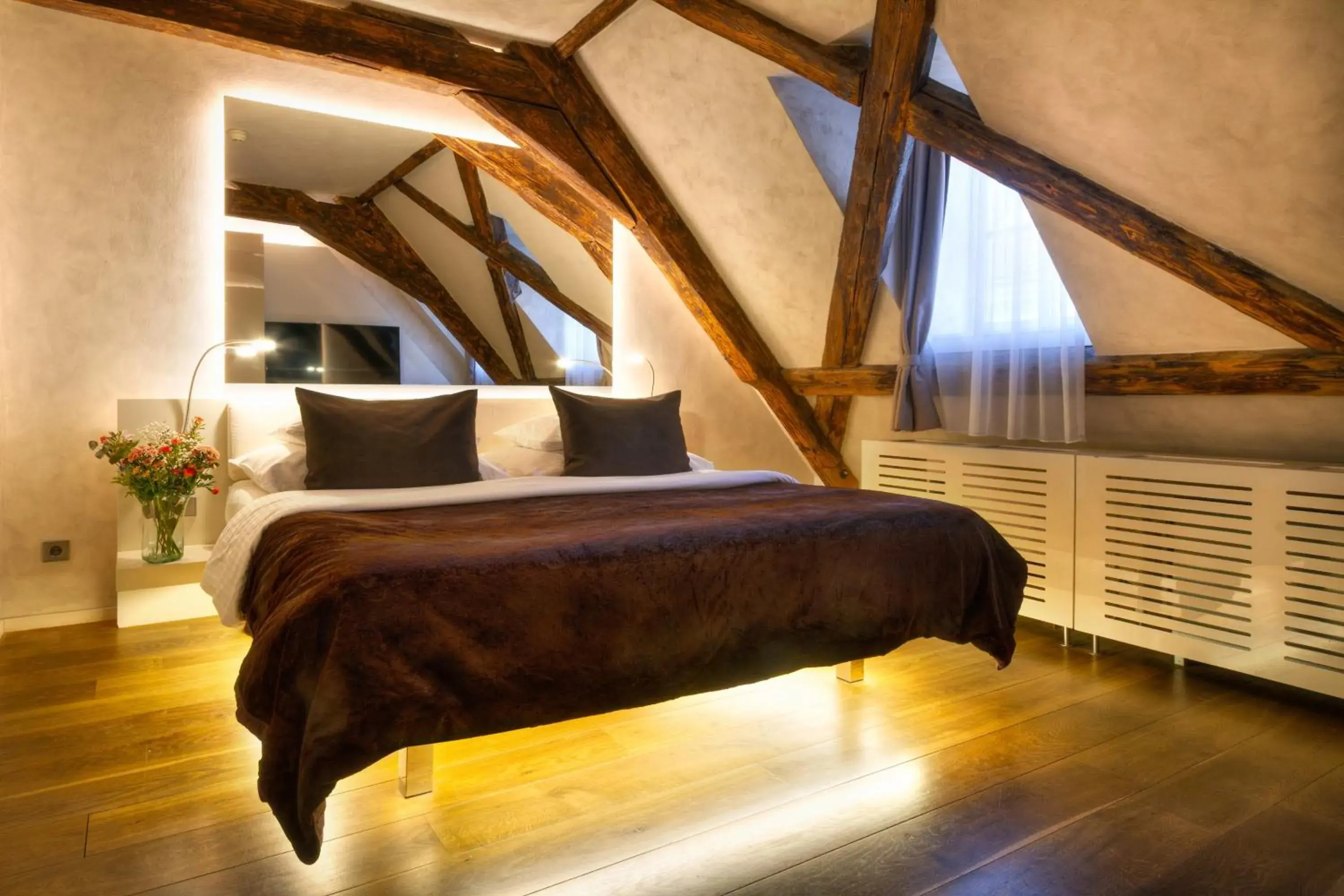 Bed in Three Storks Bed in Three Storks