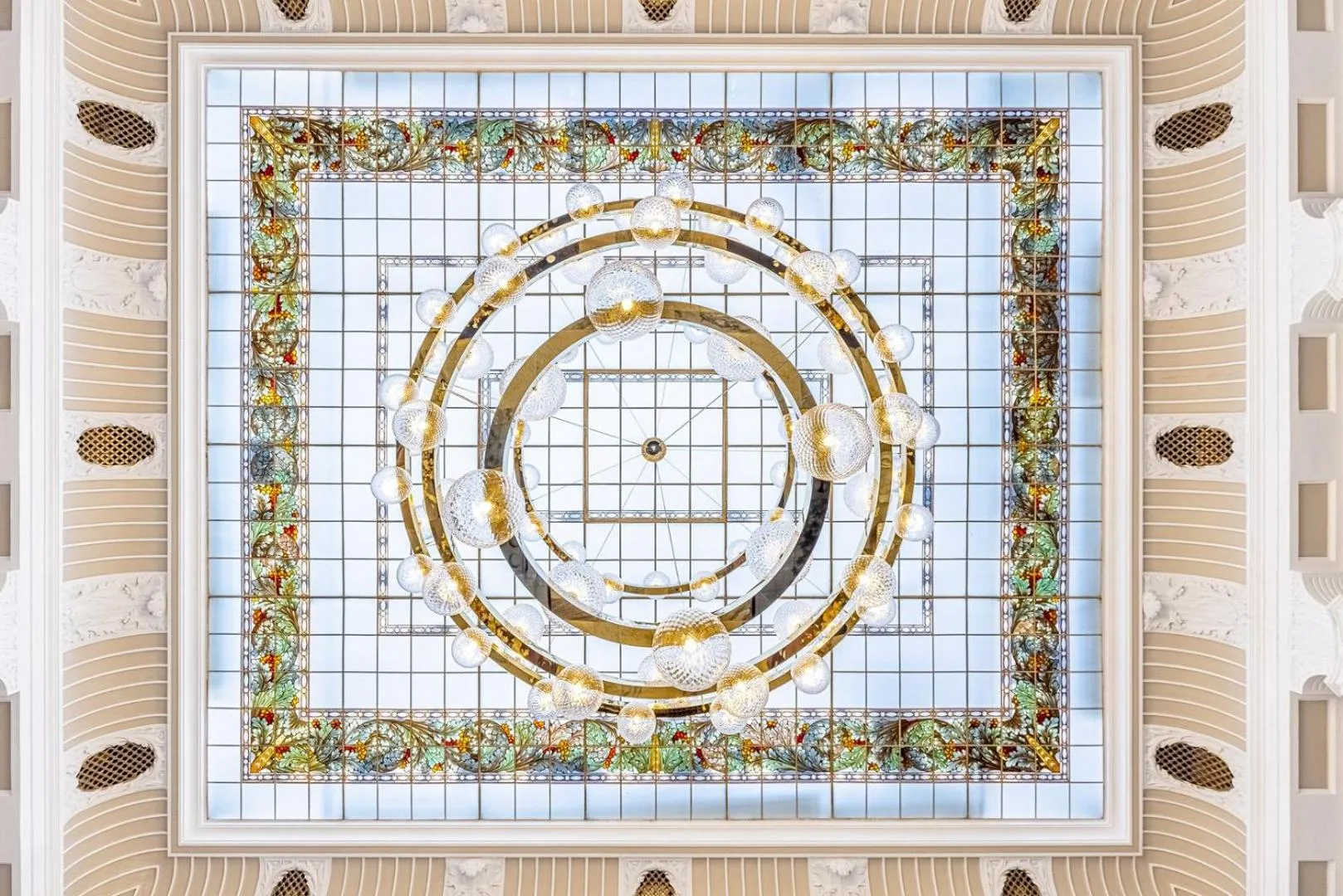 Property building in Grandhotel Pupp