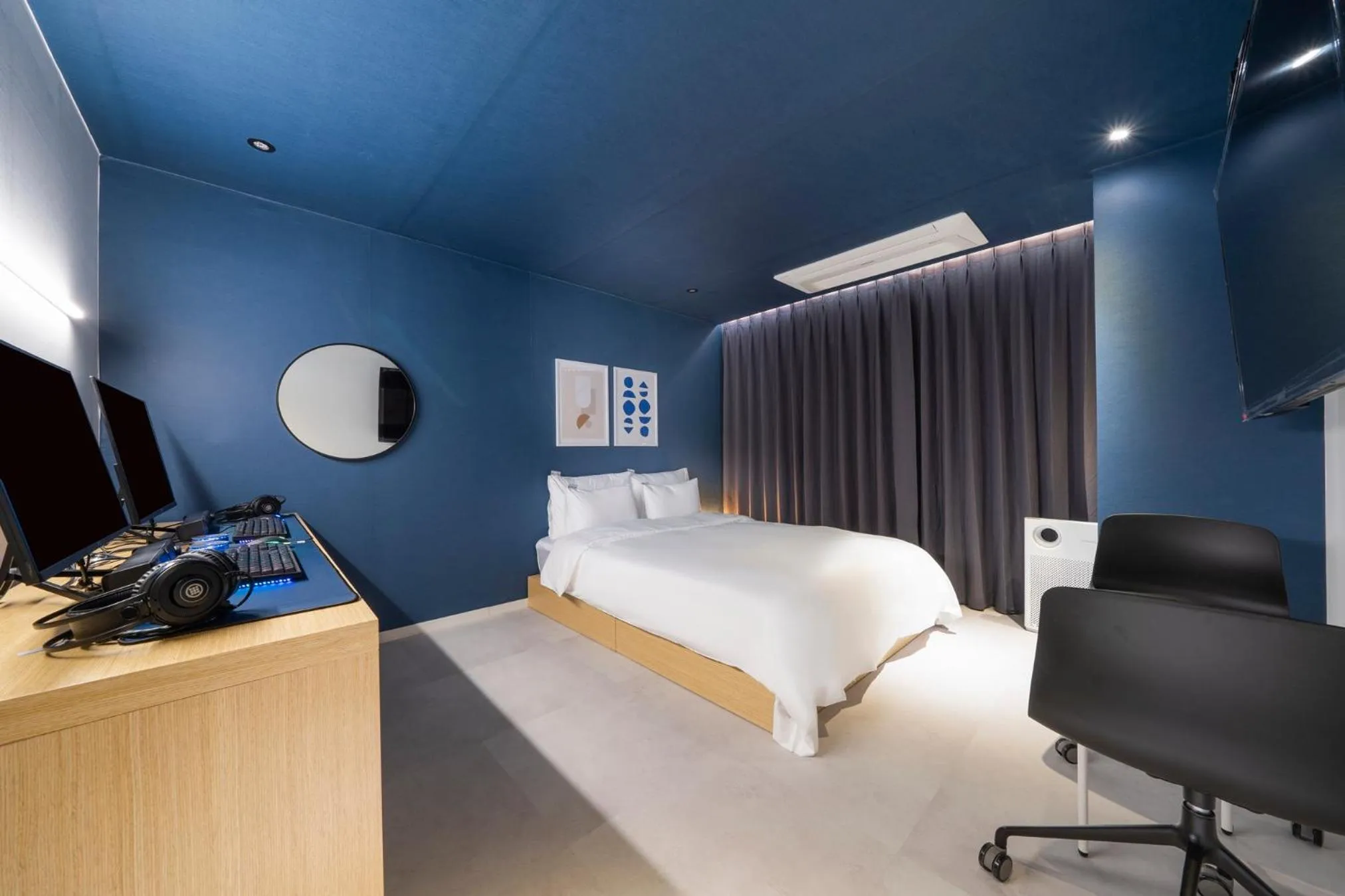 Bed in Croissant Hotel Guri by Aank