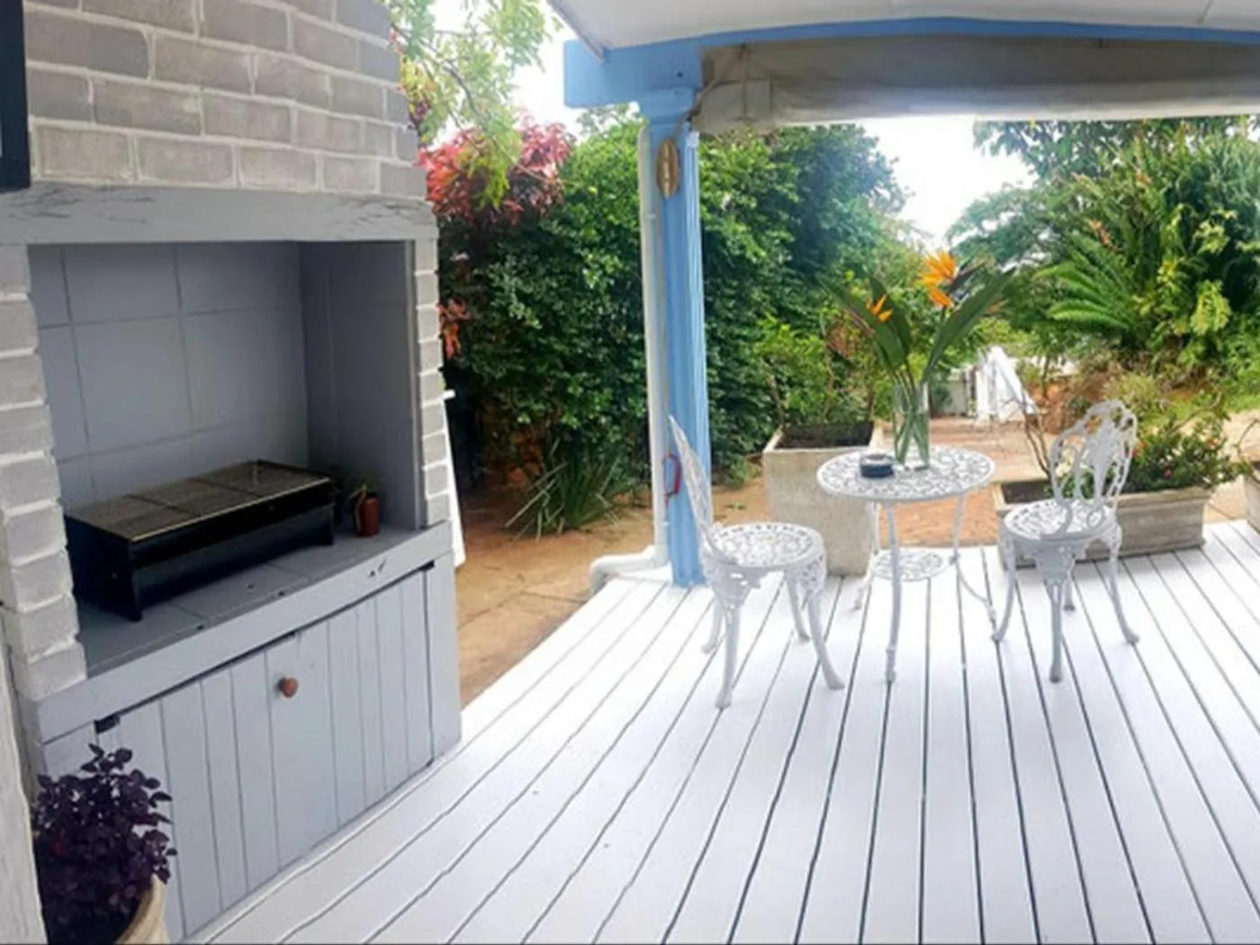 BBQ facilities in ThE LaZy ShArK