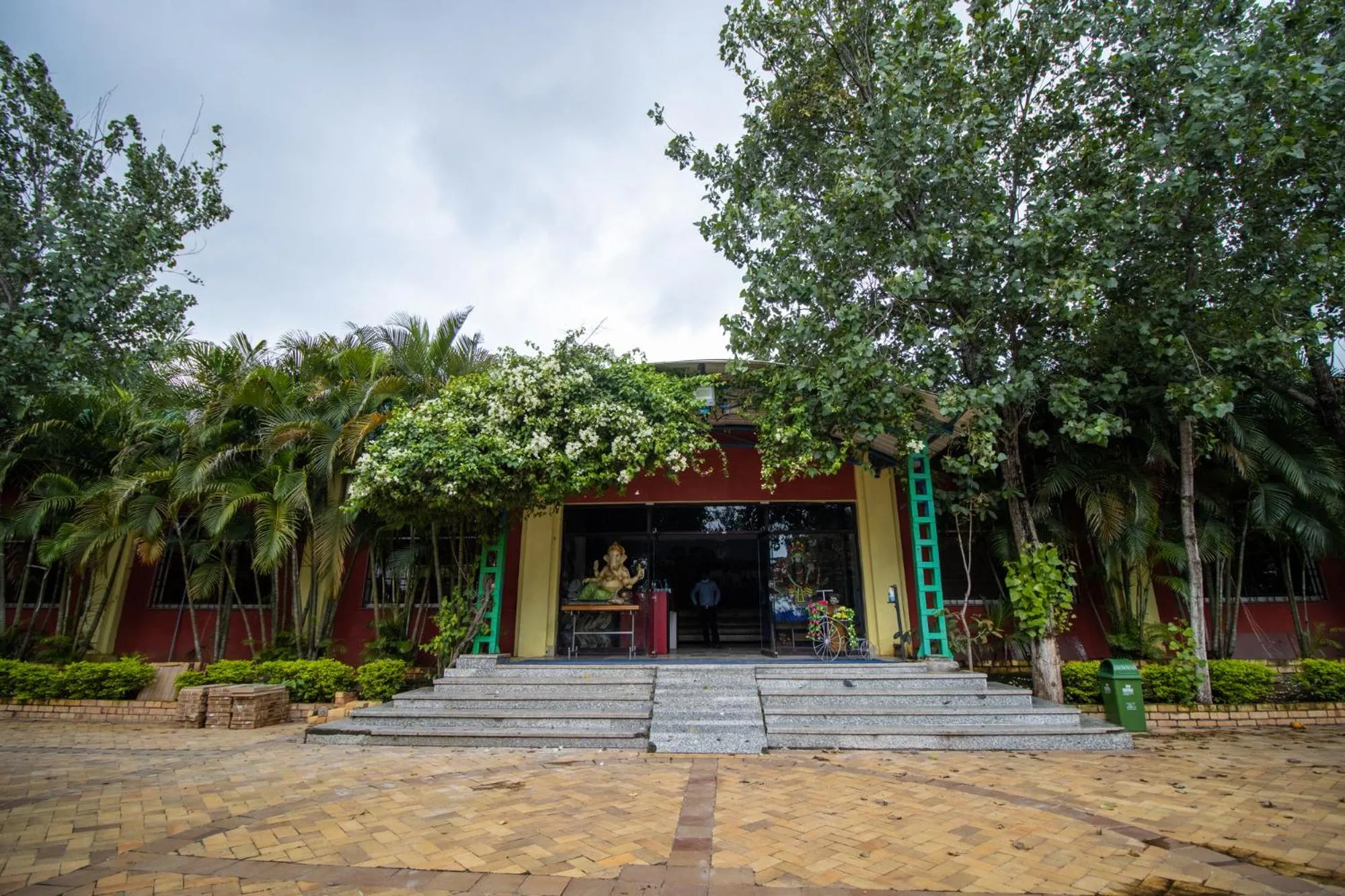 Facade/entrance in Vrindavan Gopala Resort