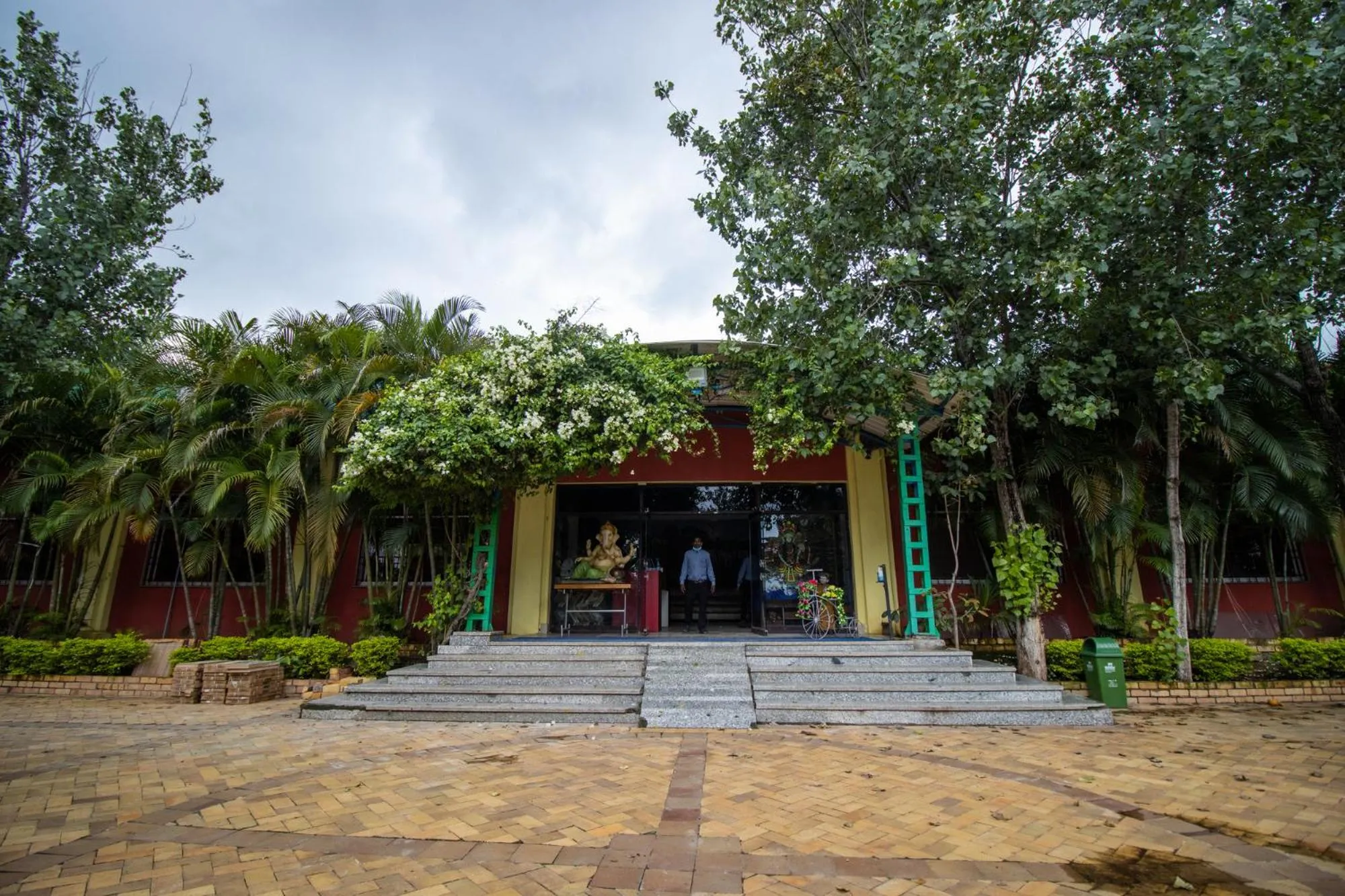 Facade/entrance in Vrindavan Gopala Resort