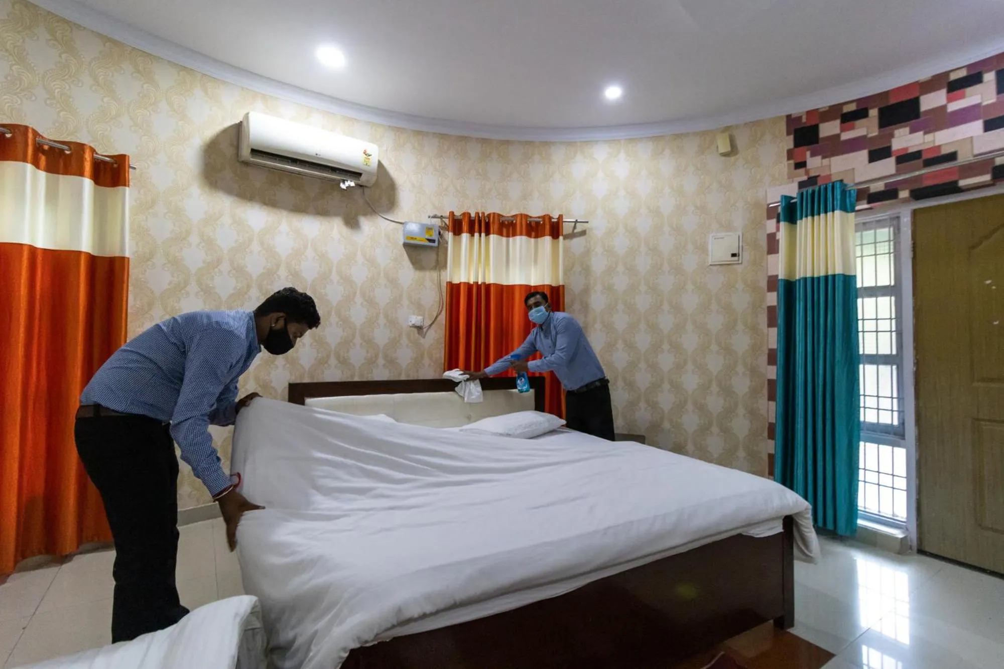Bedroom, Bed in Vrindavan Gopala Resort