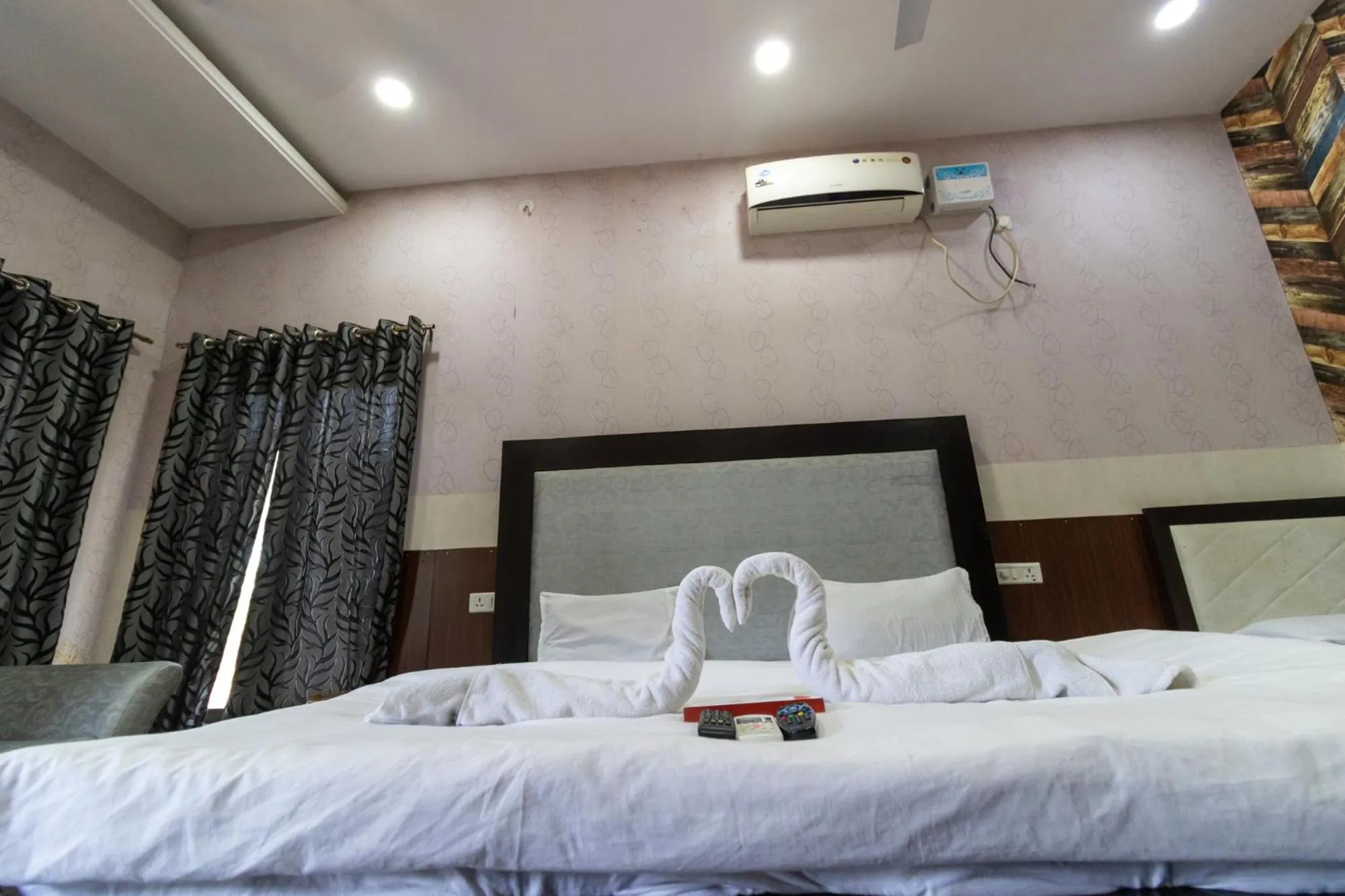 Bed in Vrindavan Gopala Resort