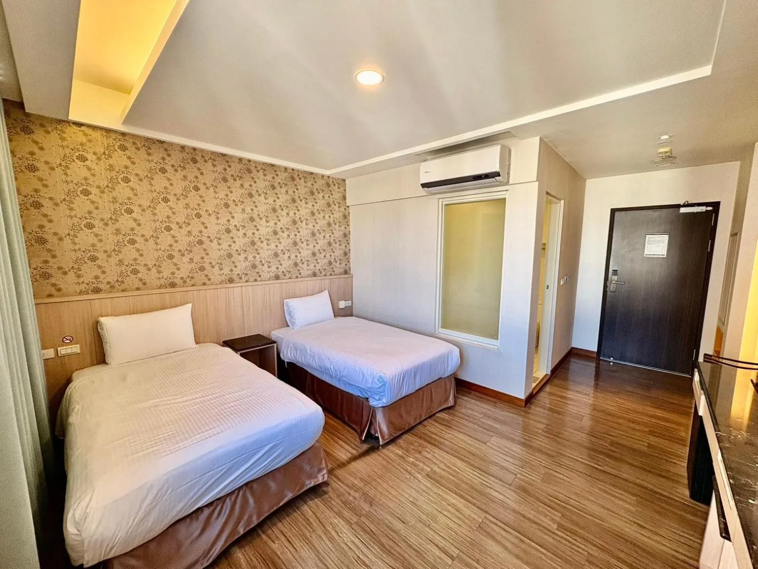 Bed in Tc慢旅花蓮館-近東大門夜市市中心