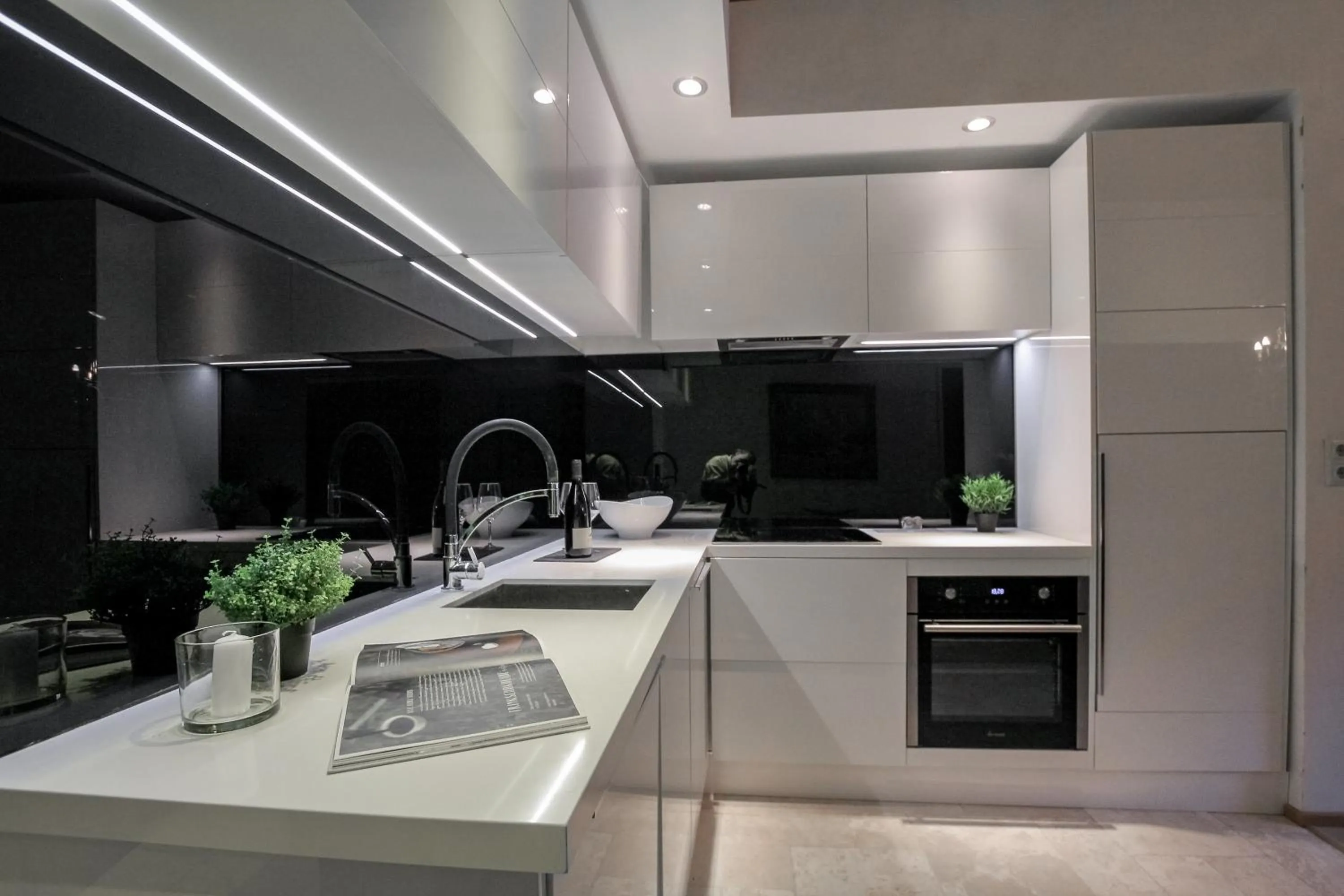 Kitchen or kitchenette in Monte Vita Tirol - Apartments