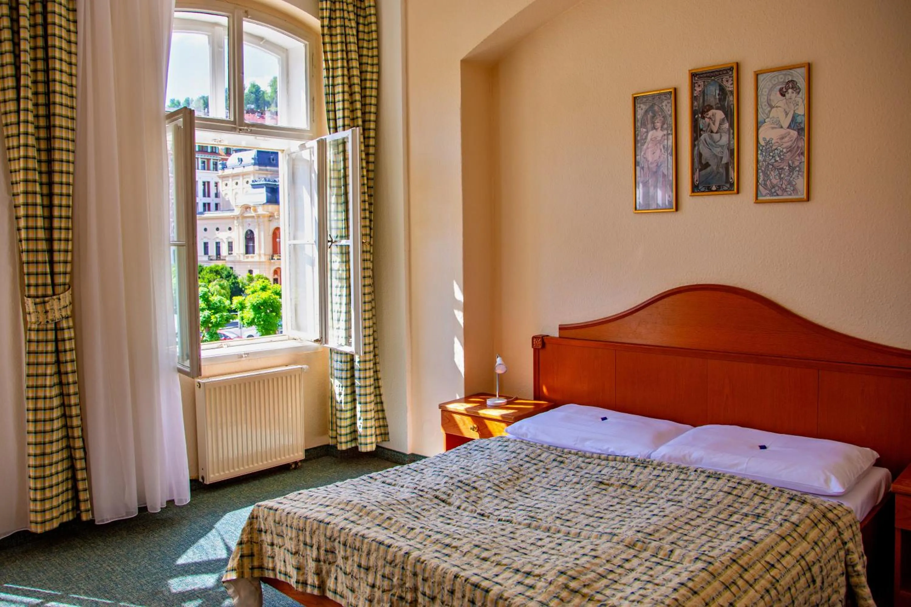 Photo of the whole room, Bed in EA Hotel Mozart