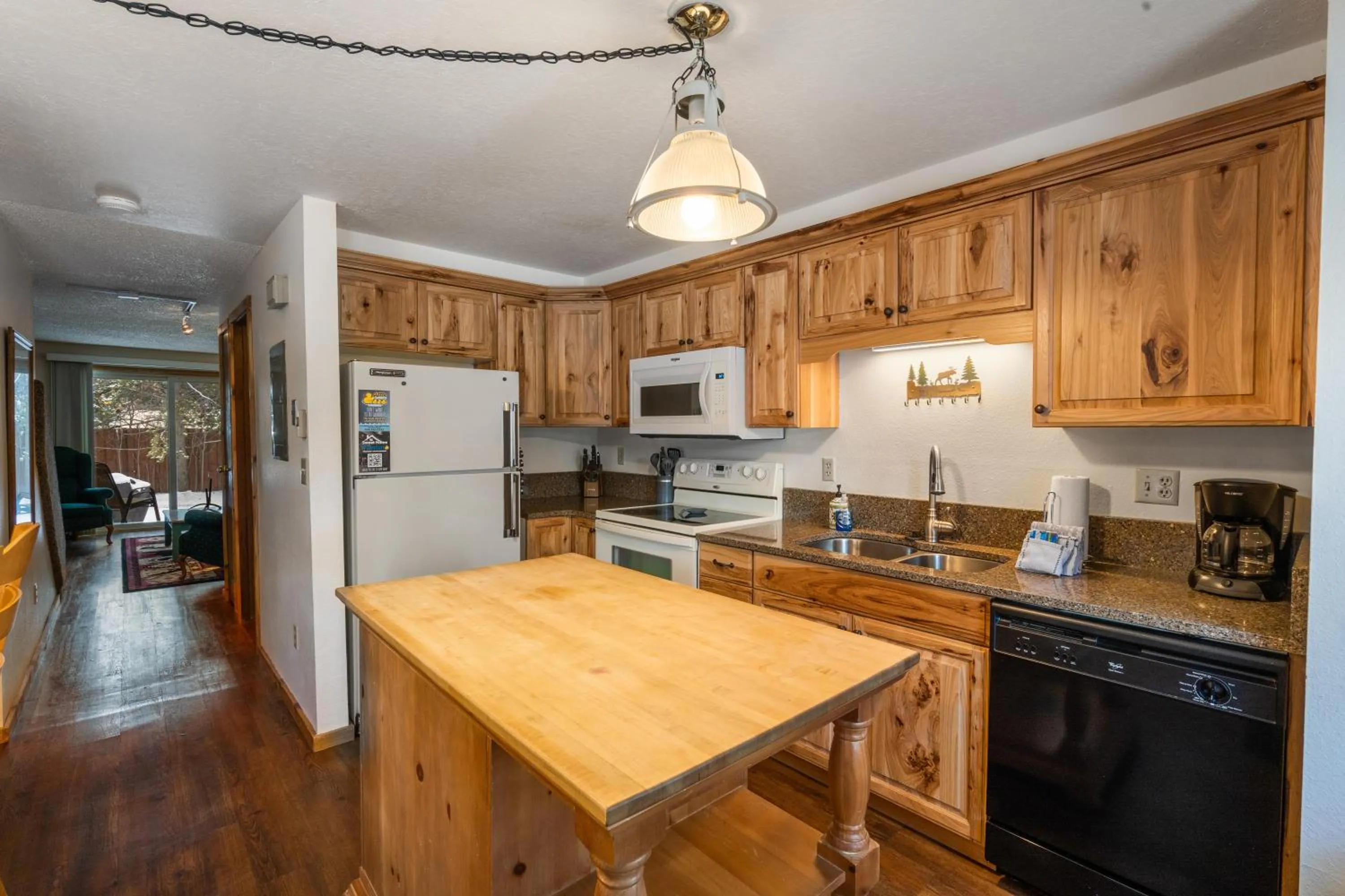 Kitchen or kitchenette in Homestead #1