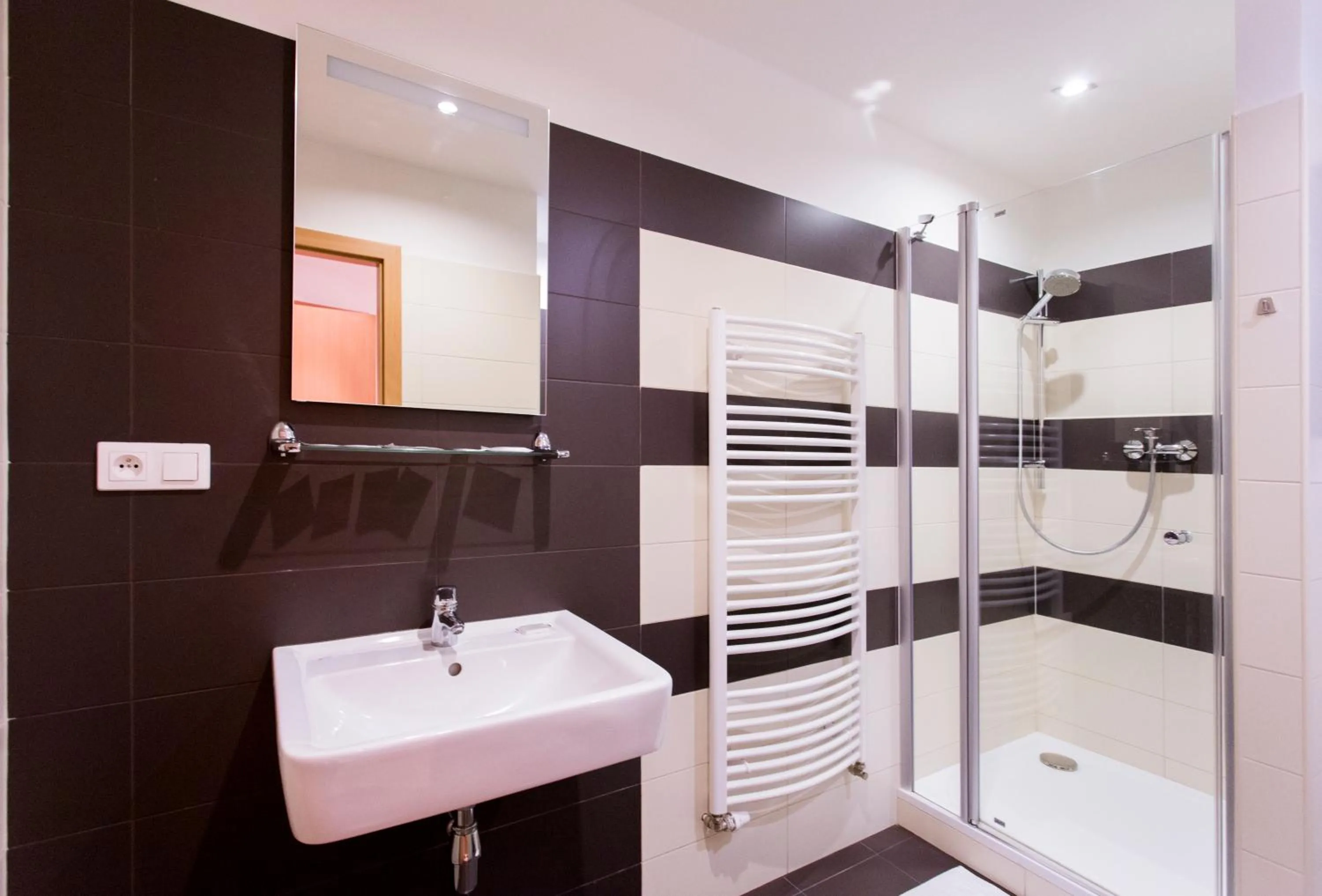 Shower in Hotel Gól garni